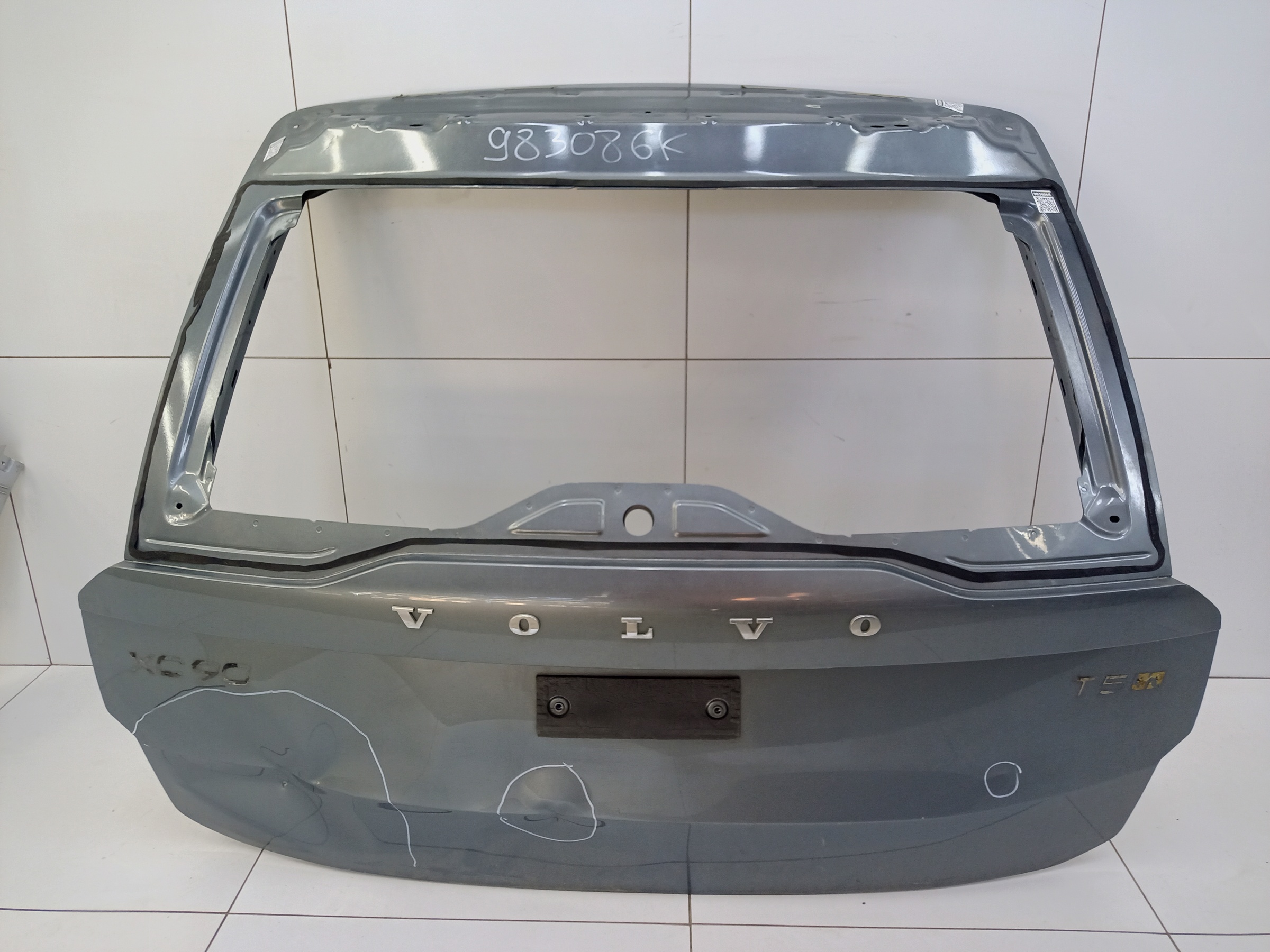 Крышка багажника Volvo XC90 2