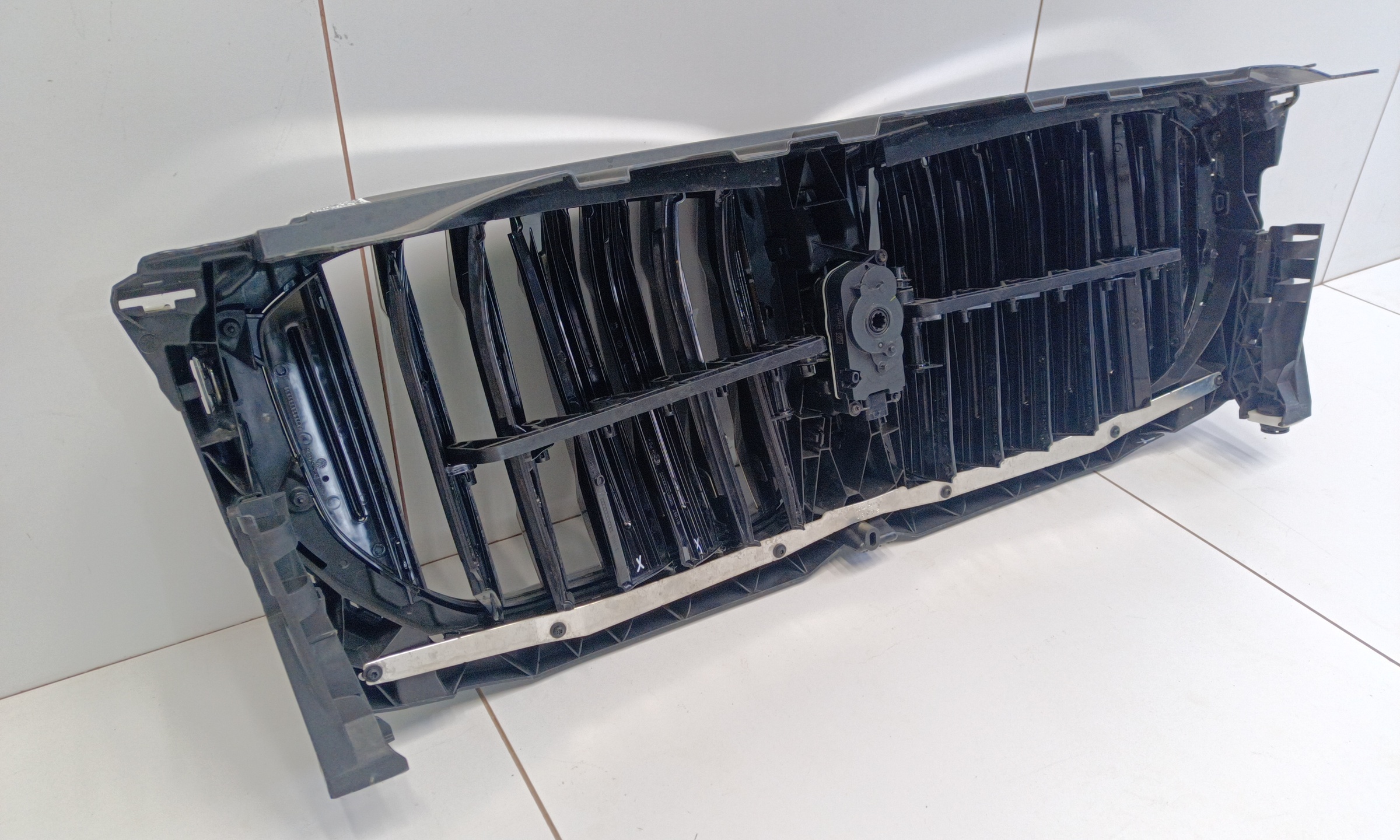 Жалюзи решетки радиатора BMW X5 G05