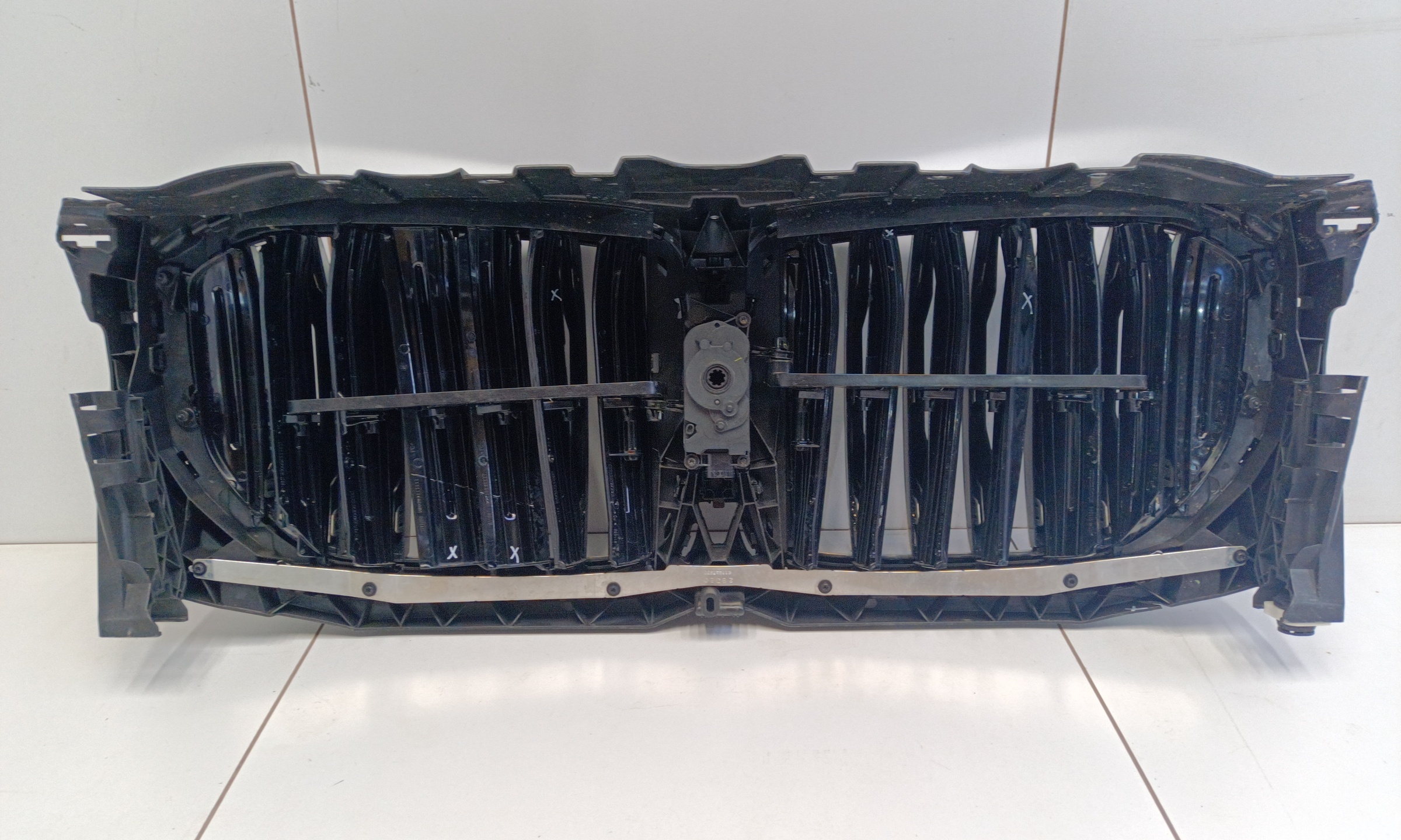 Жалюзи решетки радиатора BMW X5 G05