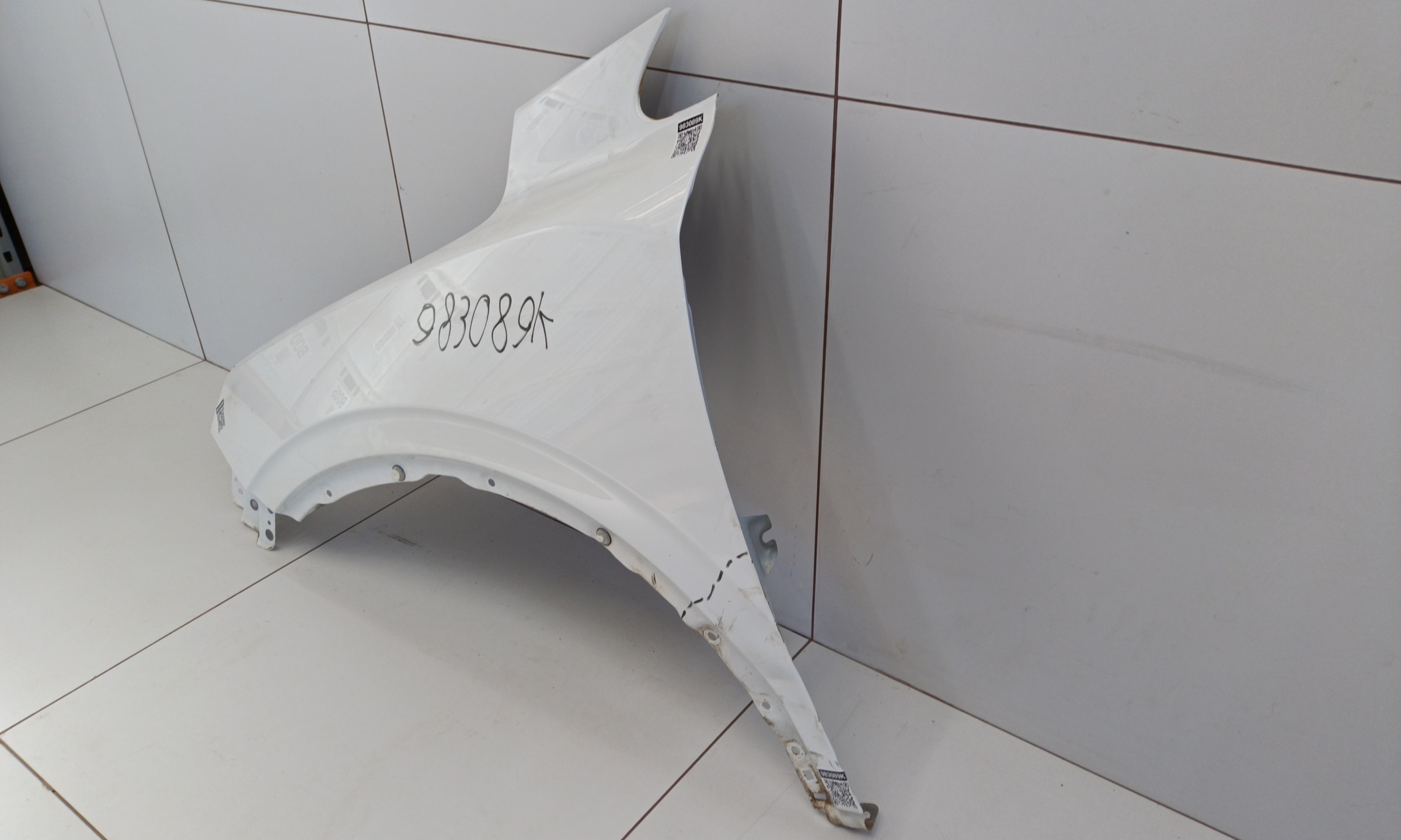 Крыло переднее левое Geely Coolray