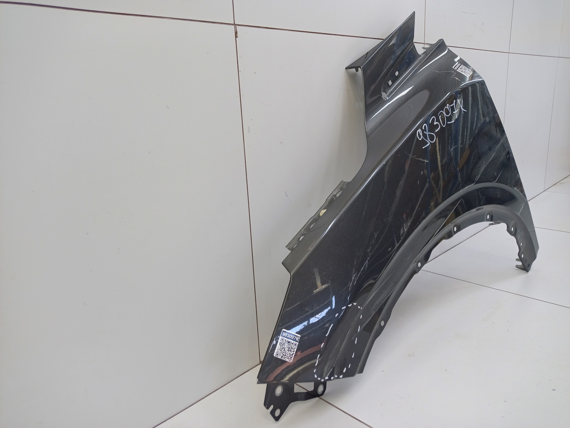 Крыло переднее левое Geely Coolray Restail