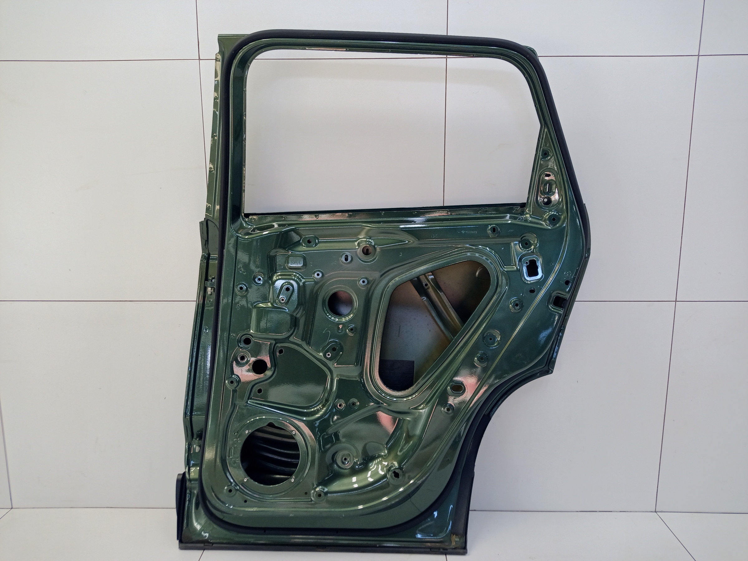 Дверь задняя правая Volkswagen Taos