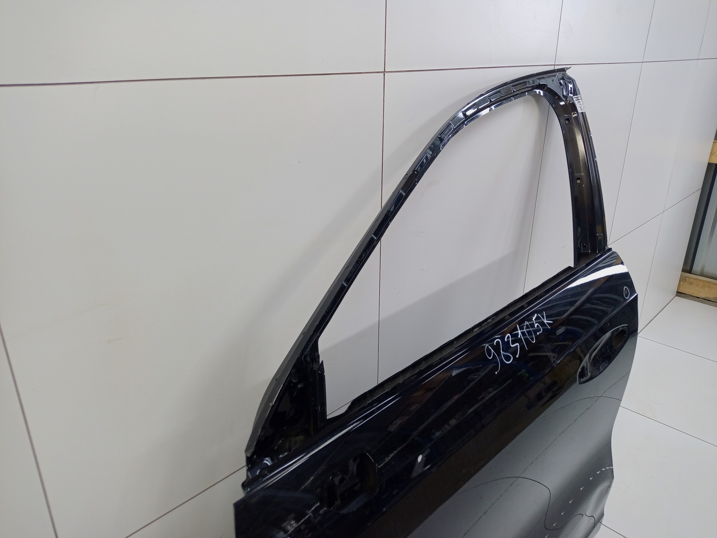 Дверь передняя левая Haval Jolion без молдинга