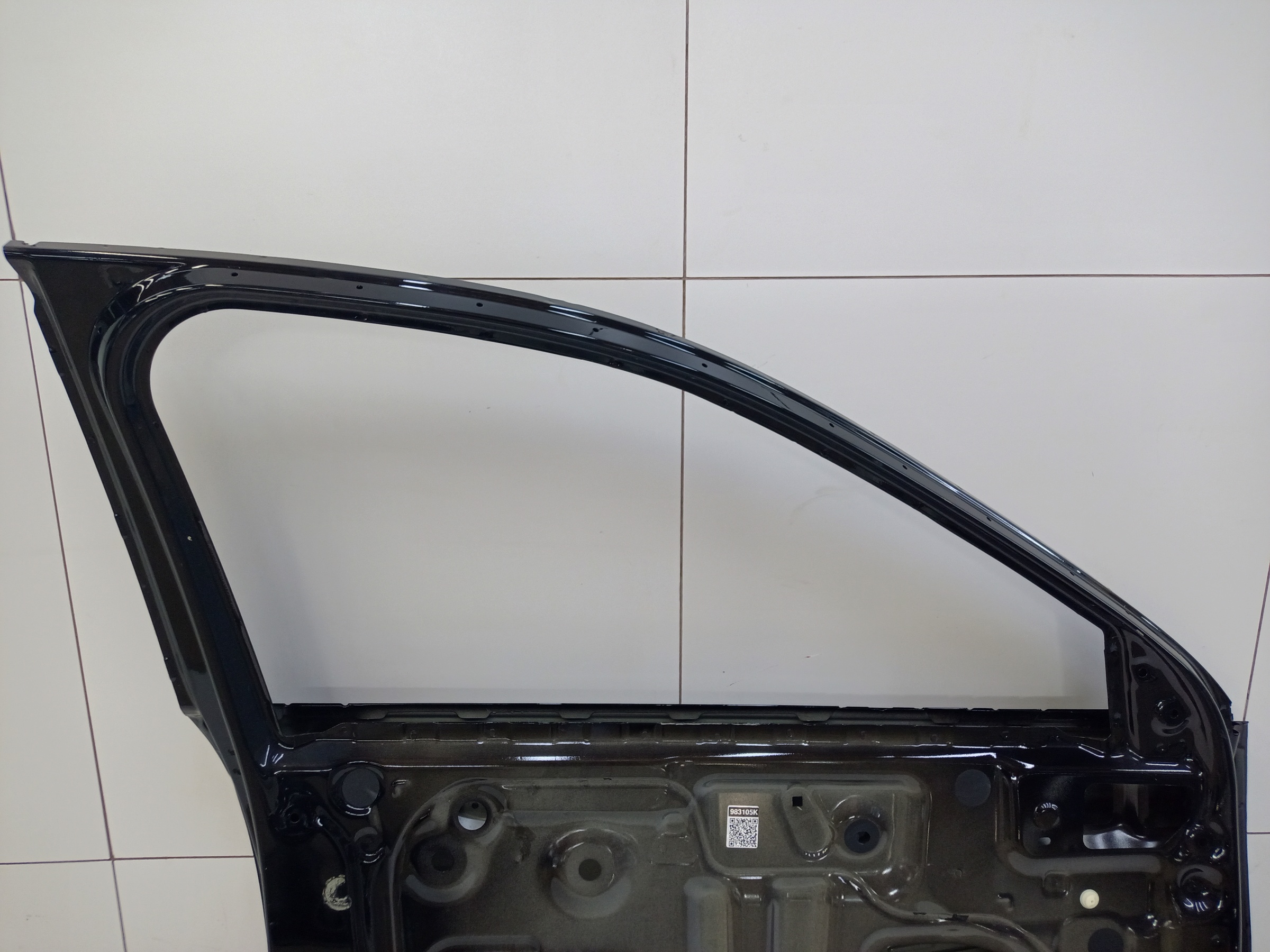 Дверь передняя левая Haval Jolion без молдинга