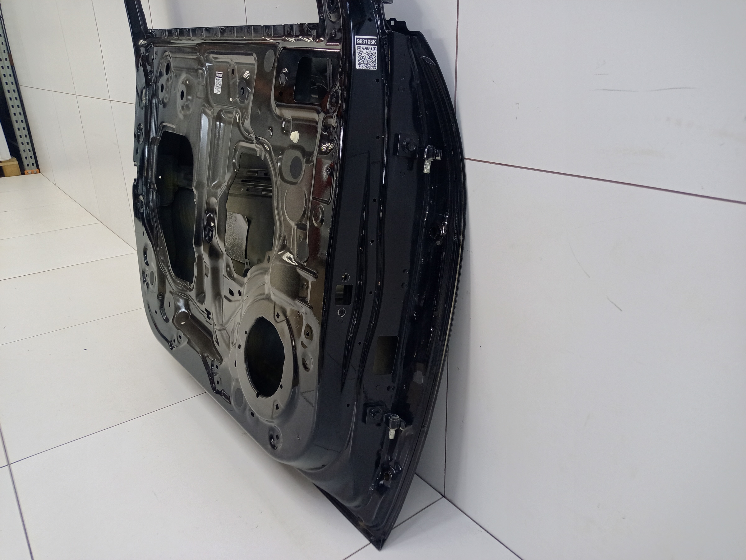 Дверь передняя левая Haval Jolion без молдинга