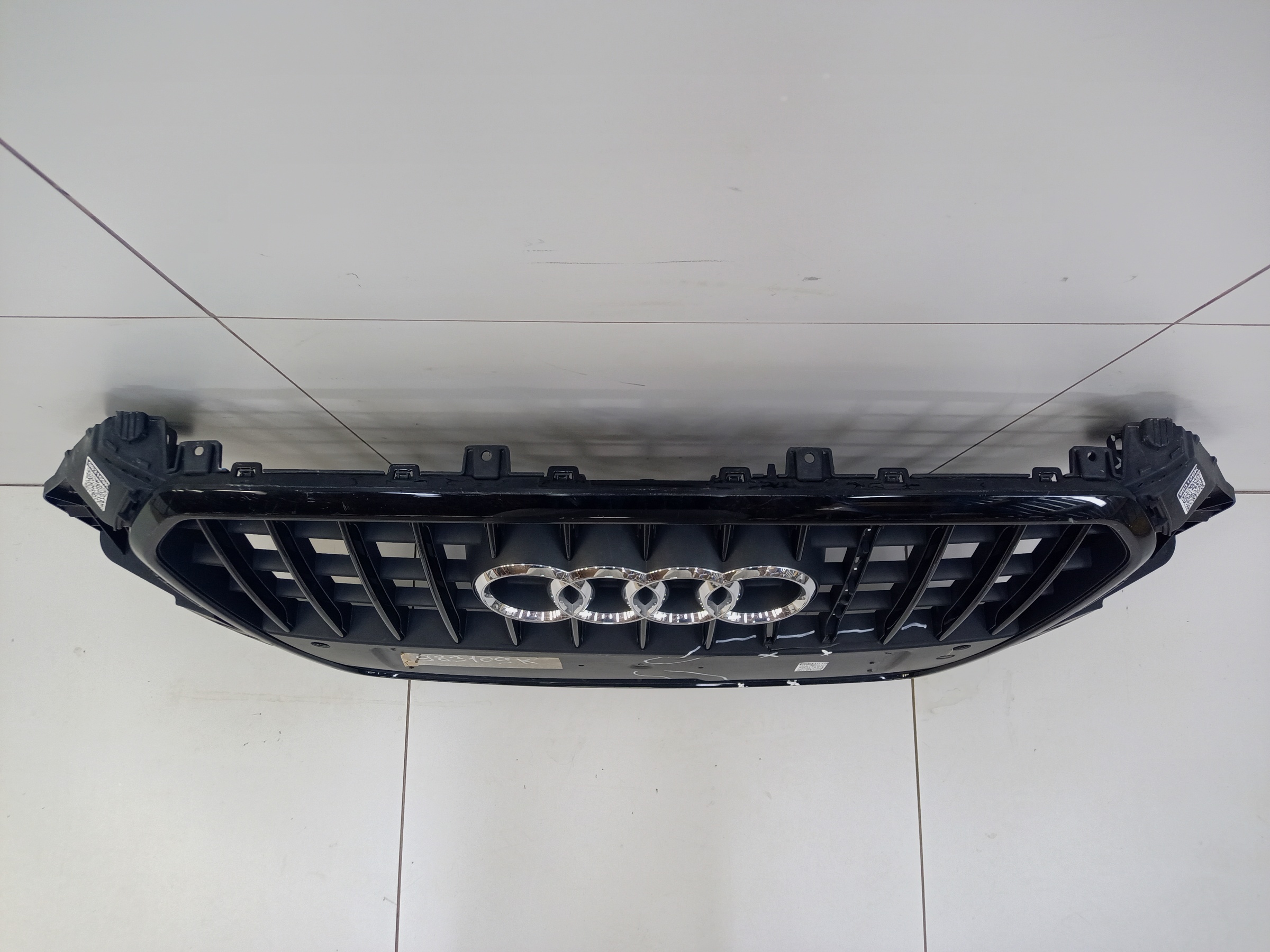 Решетка радиатора Audi Q3 S-Line