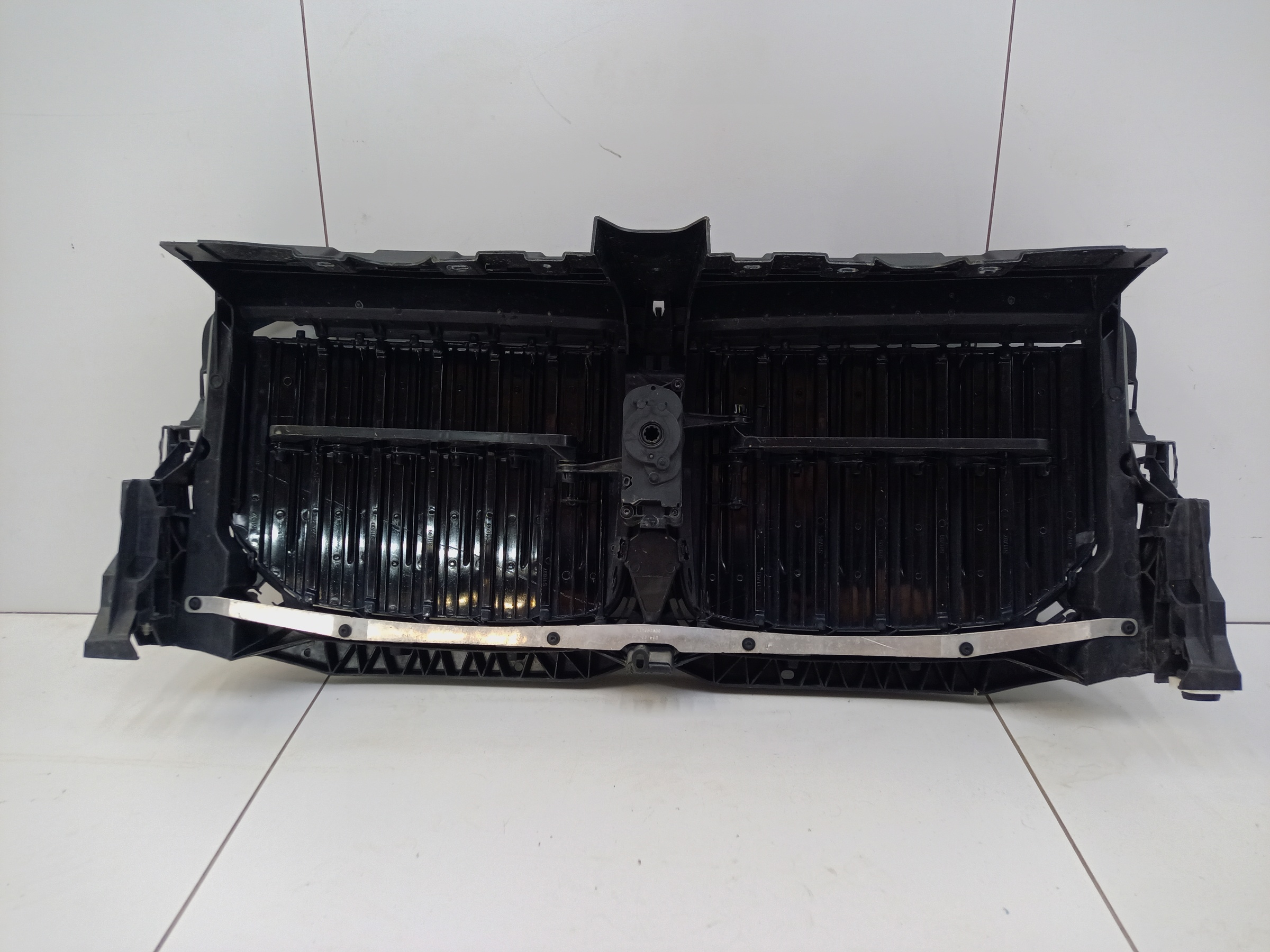 Жалюзи решетки радиатора BMW X5 G05