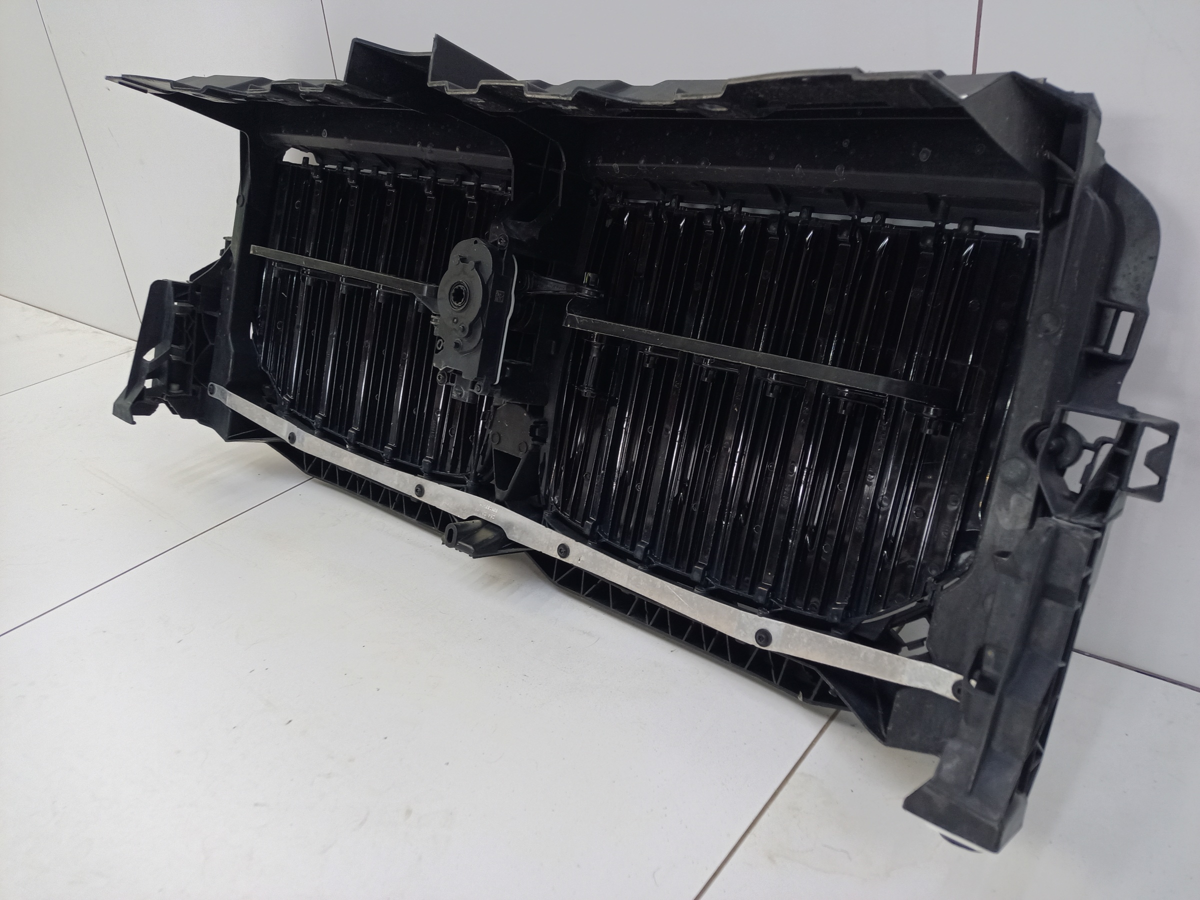 Жалюзи решетки радиатора BMW X5 G05