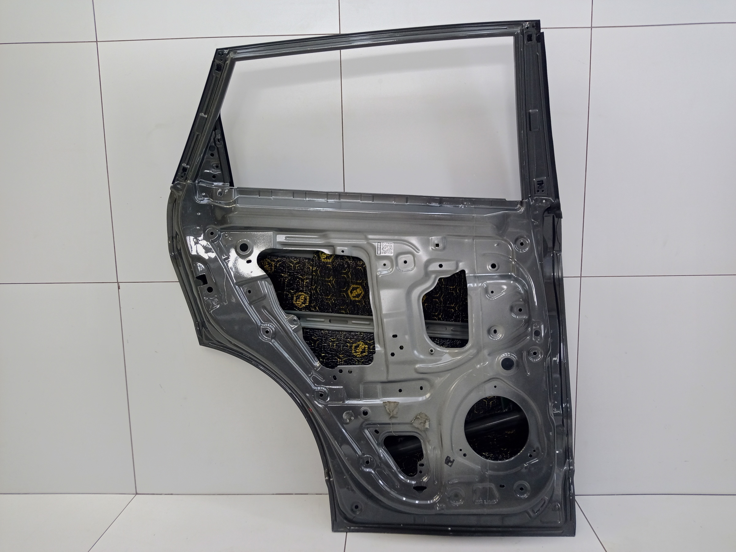 Дверь задняя левая Geely Coolray