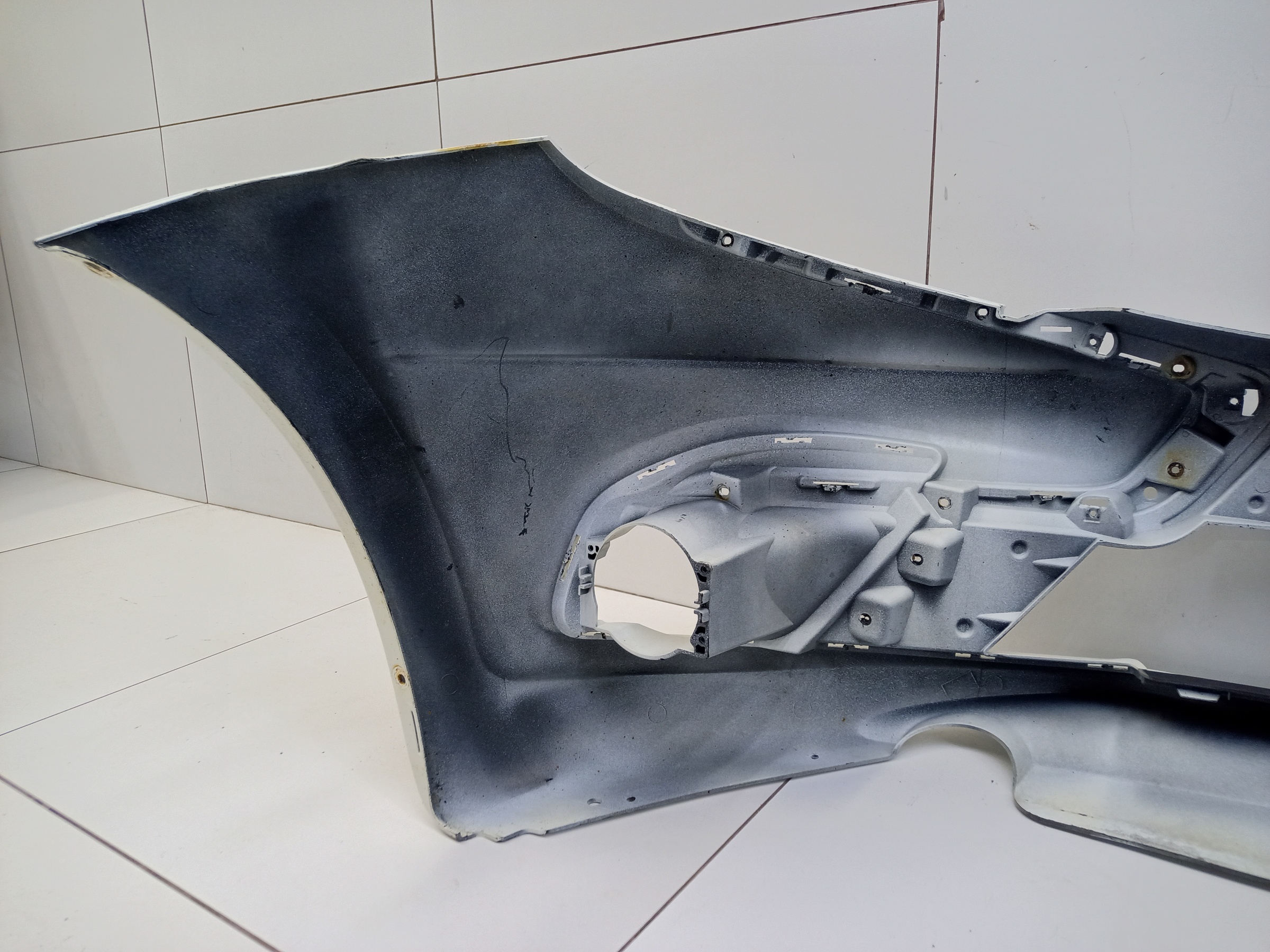Бампер передний Lada Granta 1 Restail