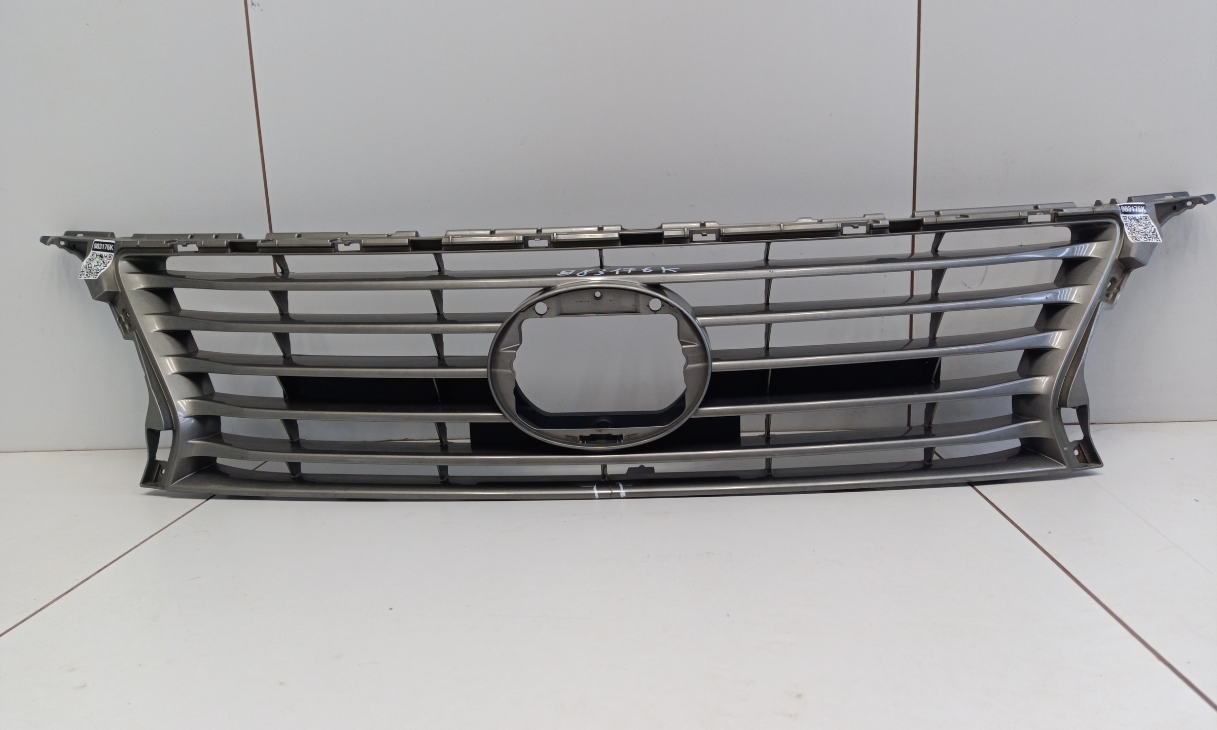 Решетка радиатора Lexus RX 3 Restail