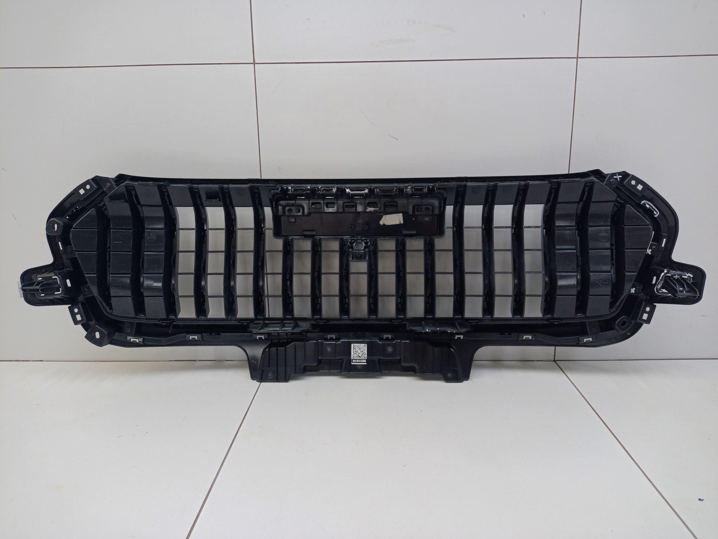 Решетка радиатора Haval Jolion Restail под камеру