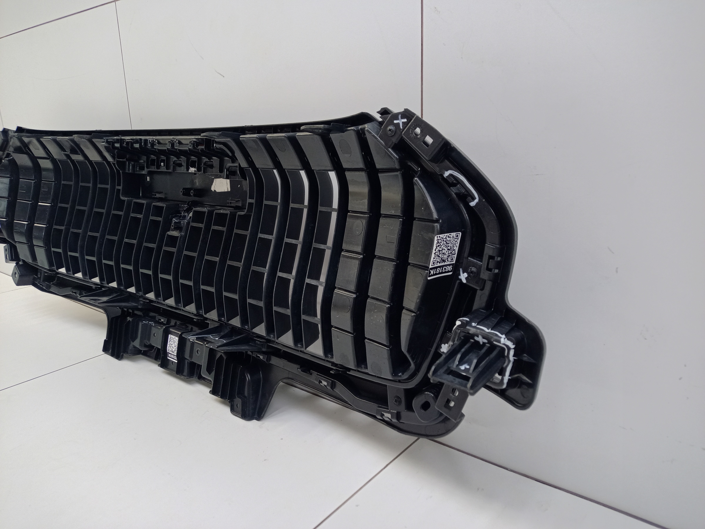 Решетка радиатора Haval Jolion Restail под камеру