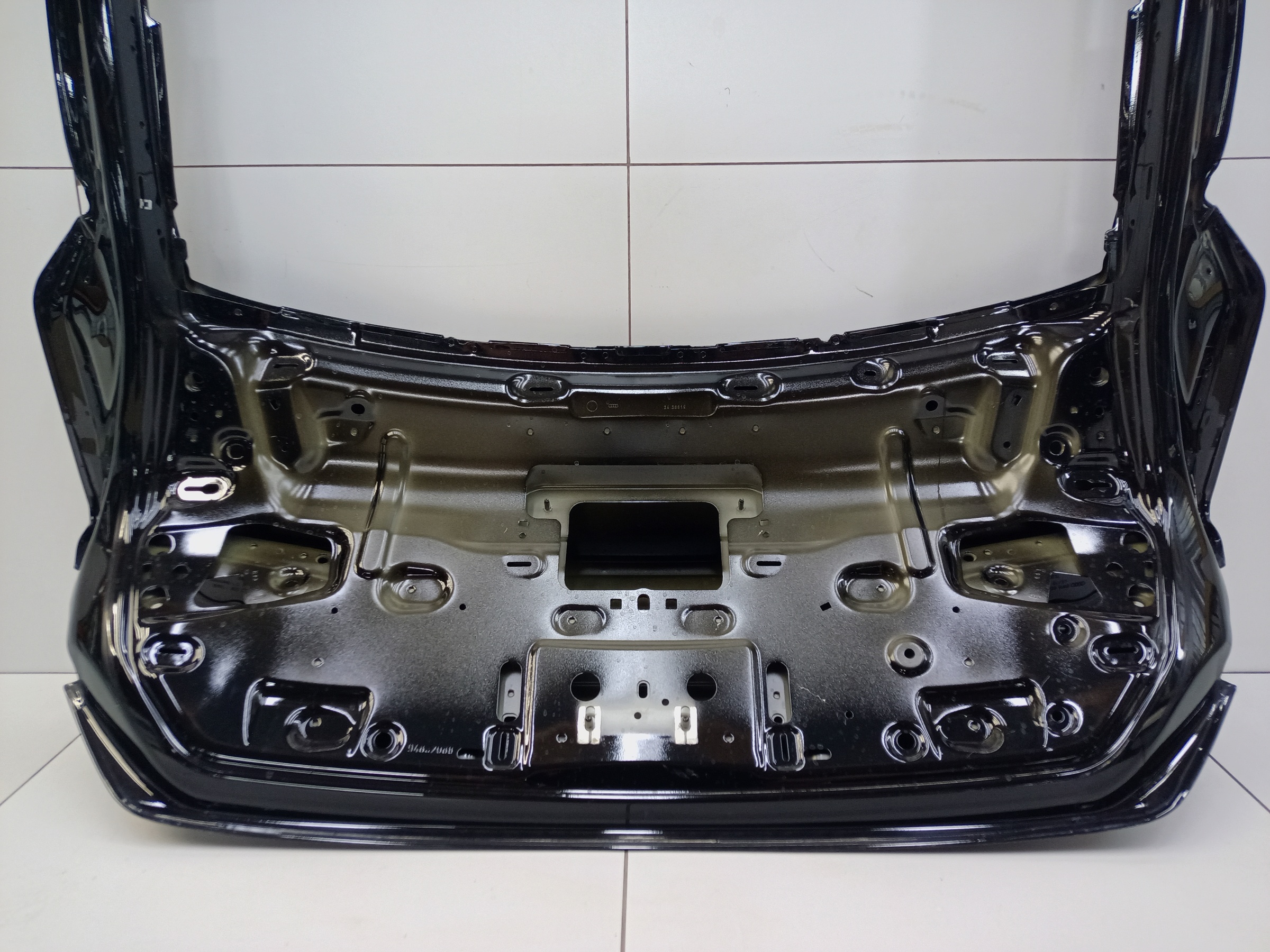 Крышка багажника Audi A5 2 F5