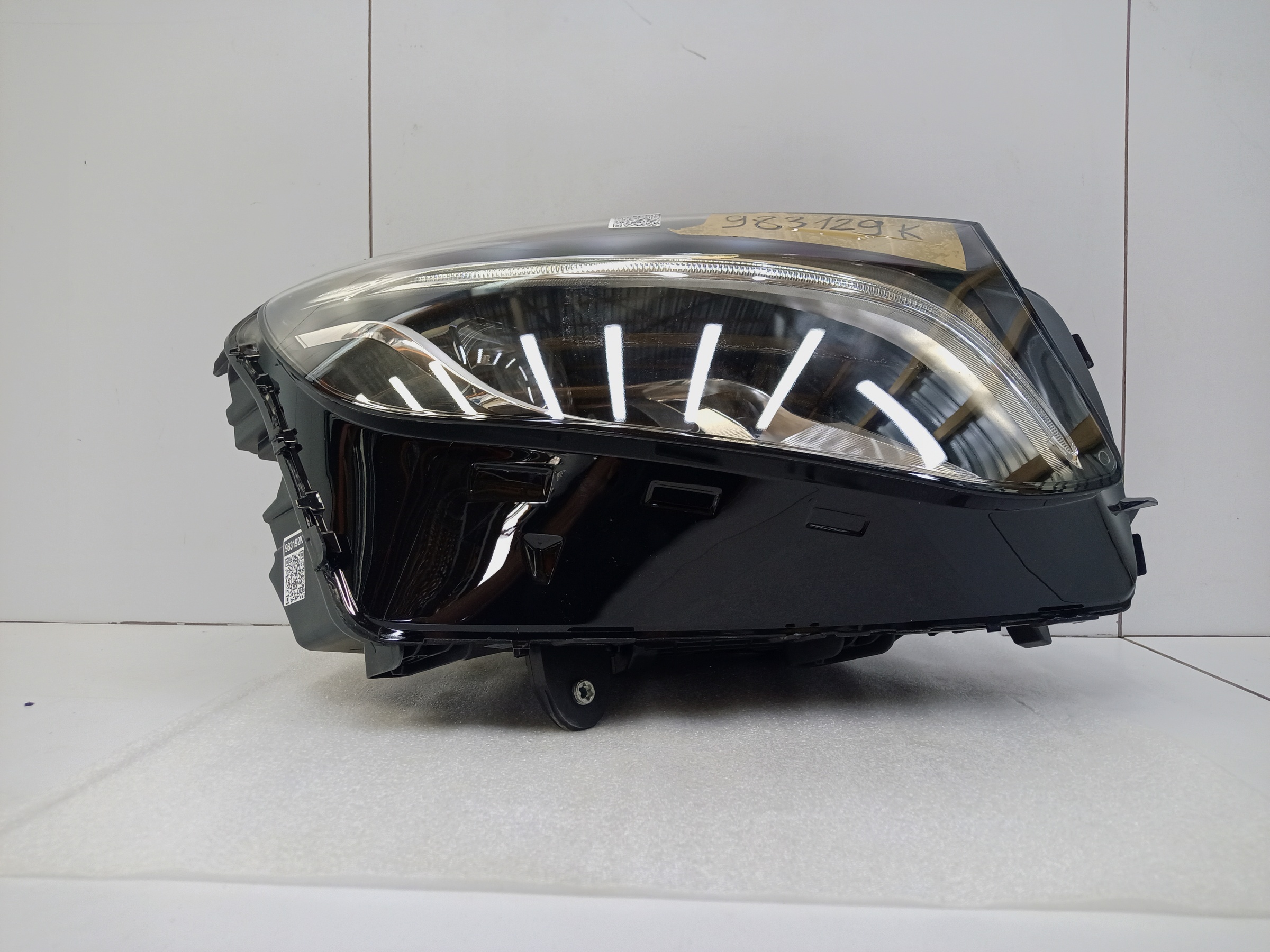 Фара передняя правая Mercedes Benz GLC-klasse X253 LED " OEM "