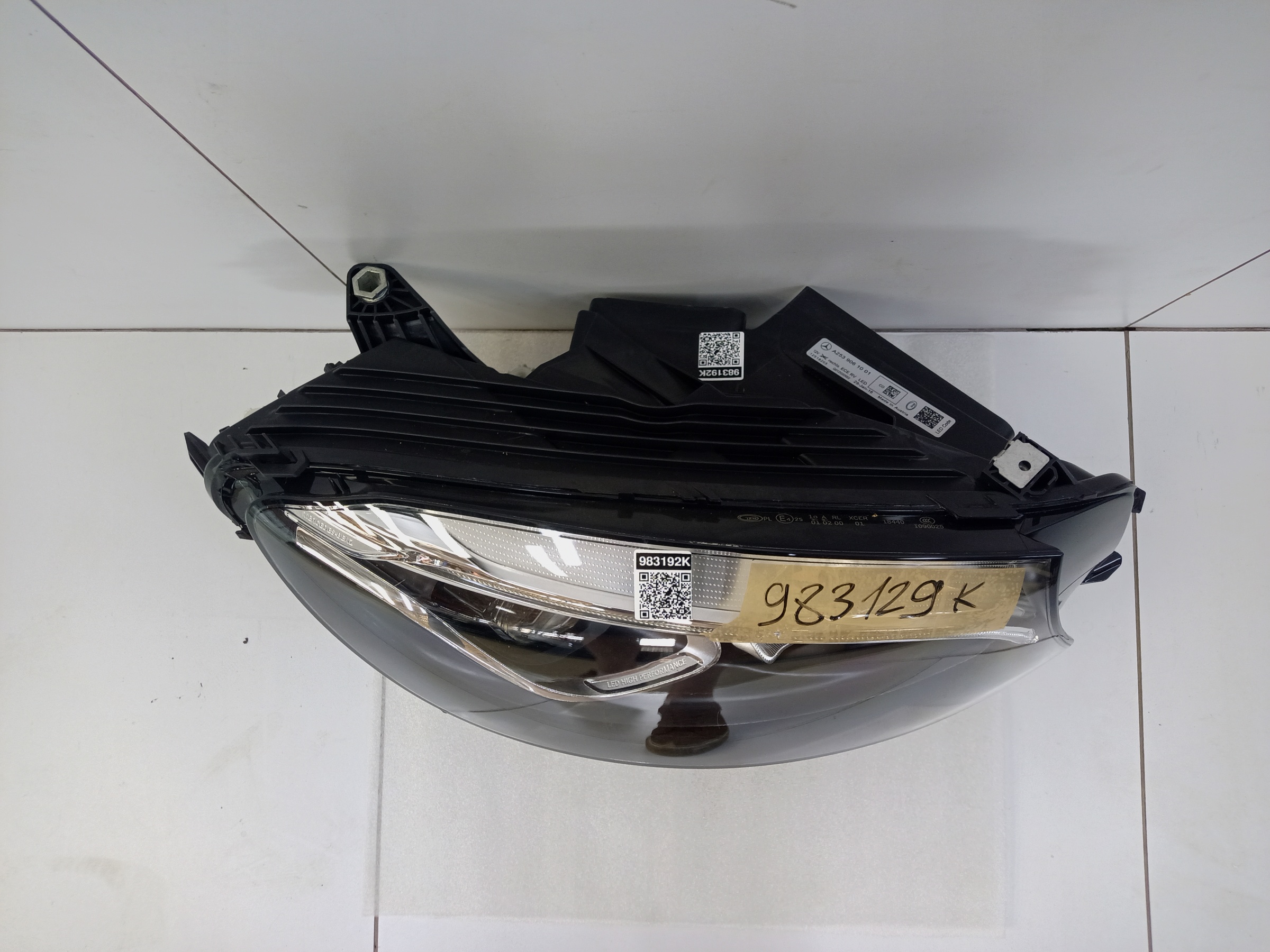 Фара передняя правая Mercedes Benz GLC-klasse X253 LED " OEM "