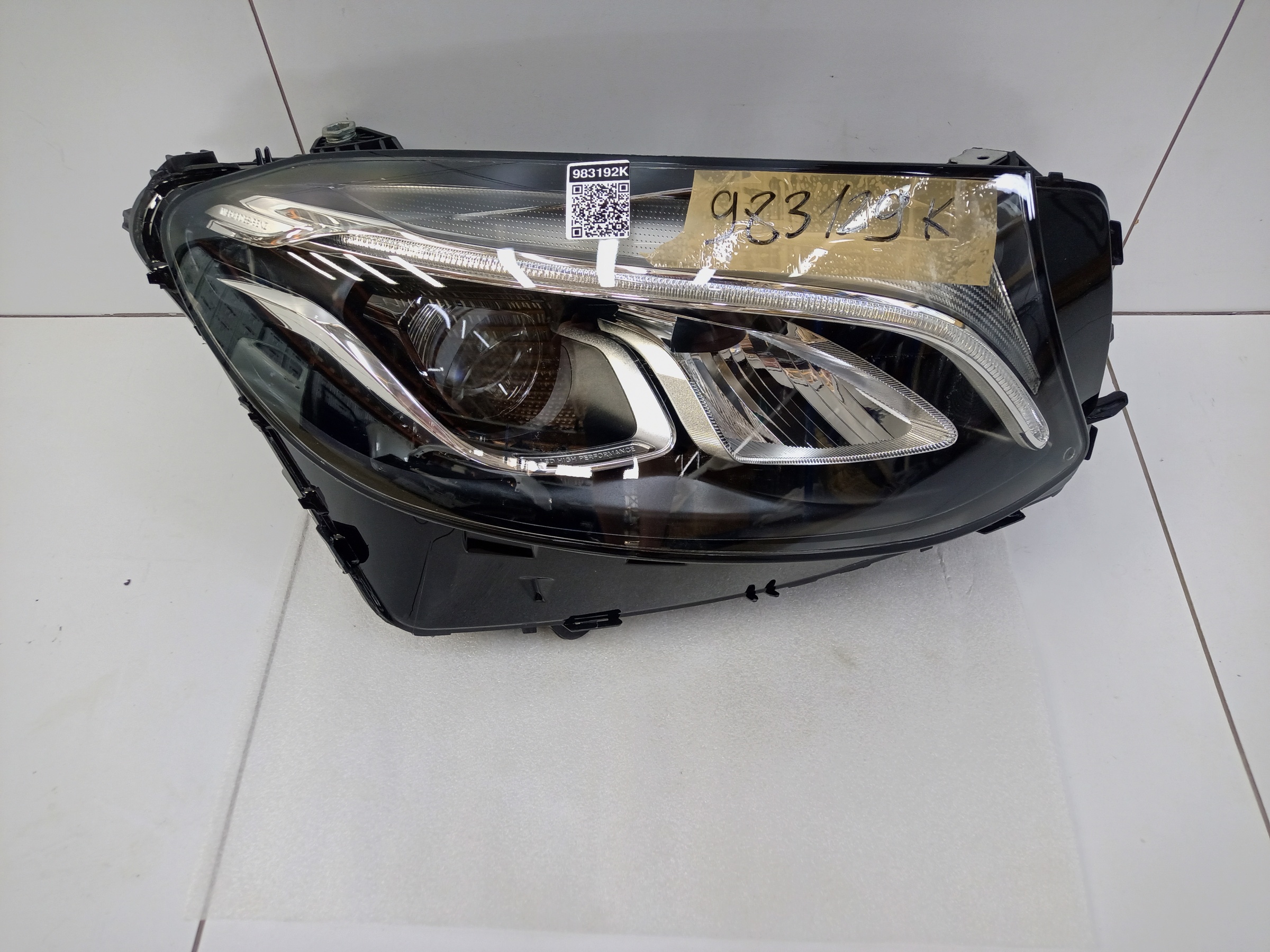 Фара передняя правая Mercedes Benz GLC-klasse X253 LED " OEM "