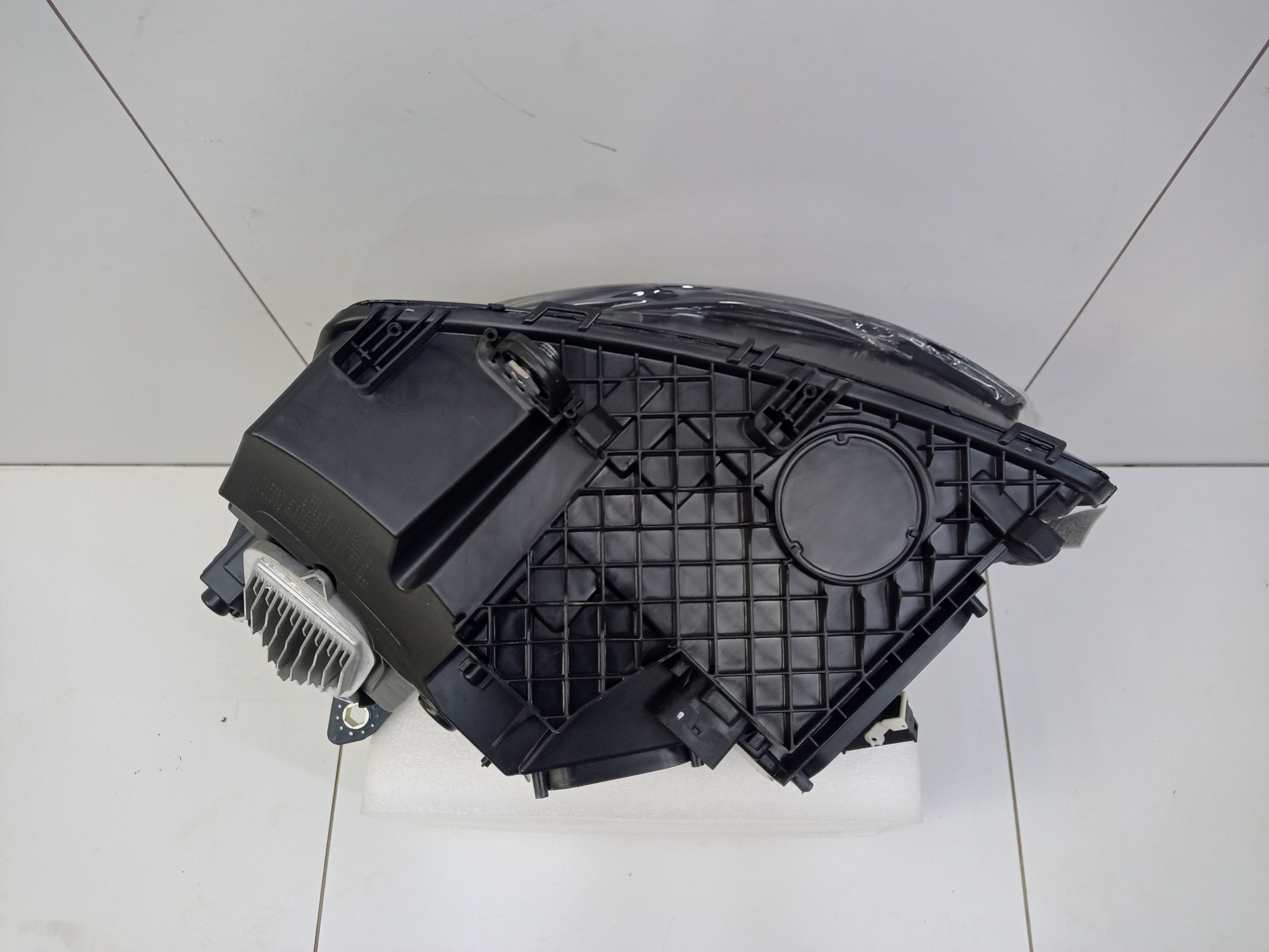 Фара передняя правая Mercedes Benz GLC-klasse X253 LED " OEM "