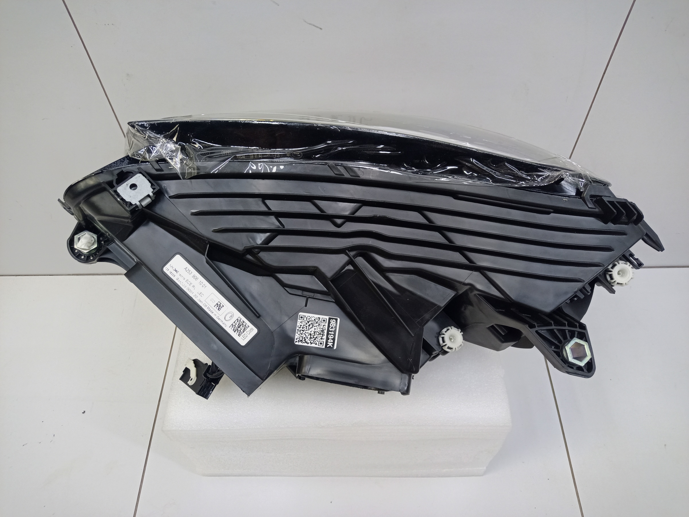 Фара передняя правая Mercedes Benz GLC-klasse X253 LED " OEM "