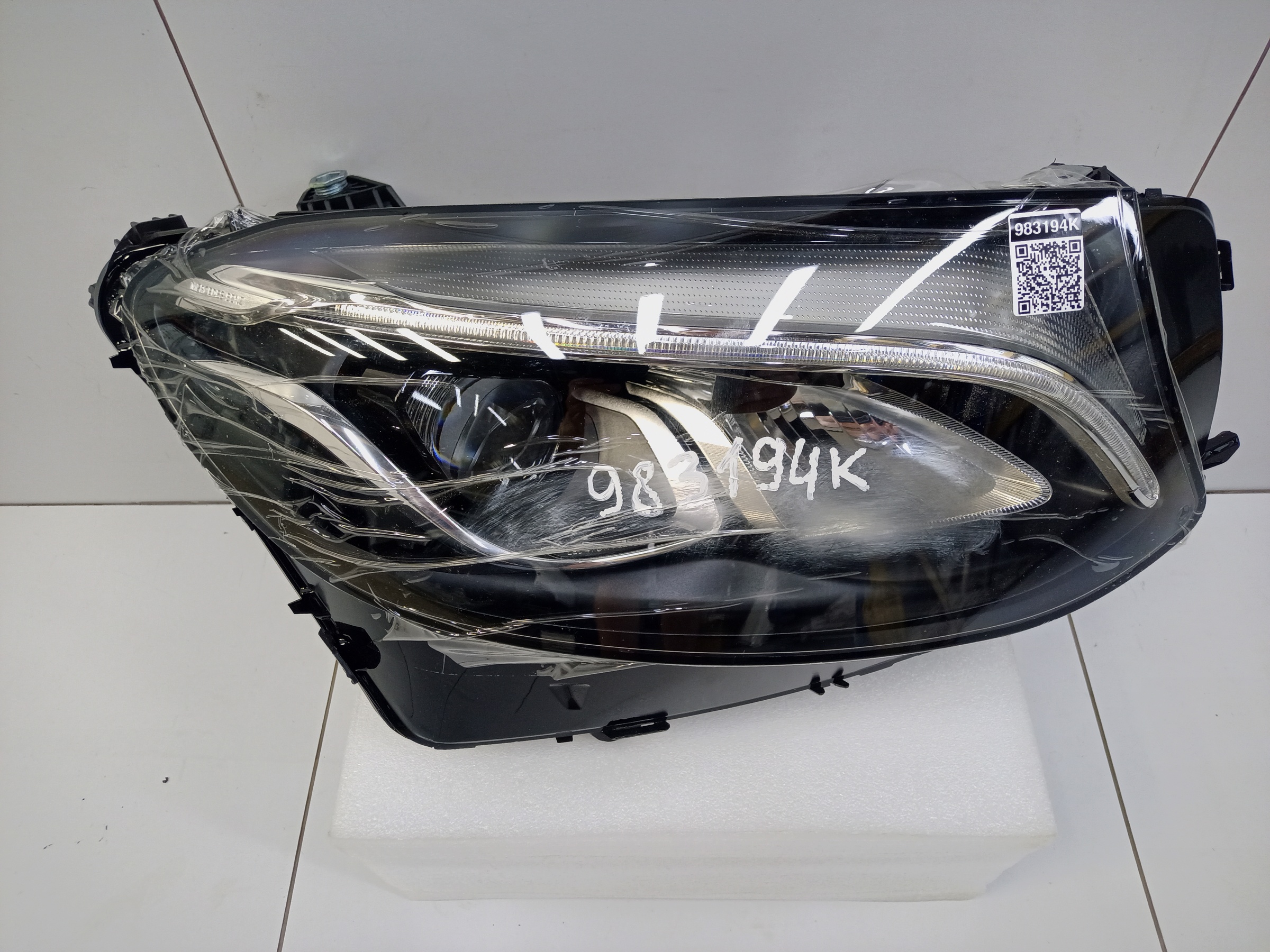 Фара передняя правая Mercedes Benz GLC-klasse X253 LED " OEM "