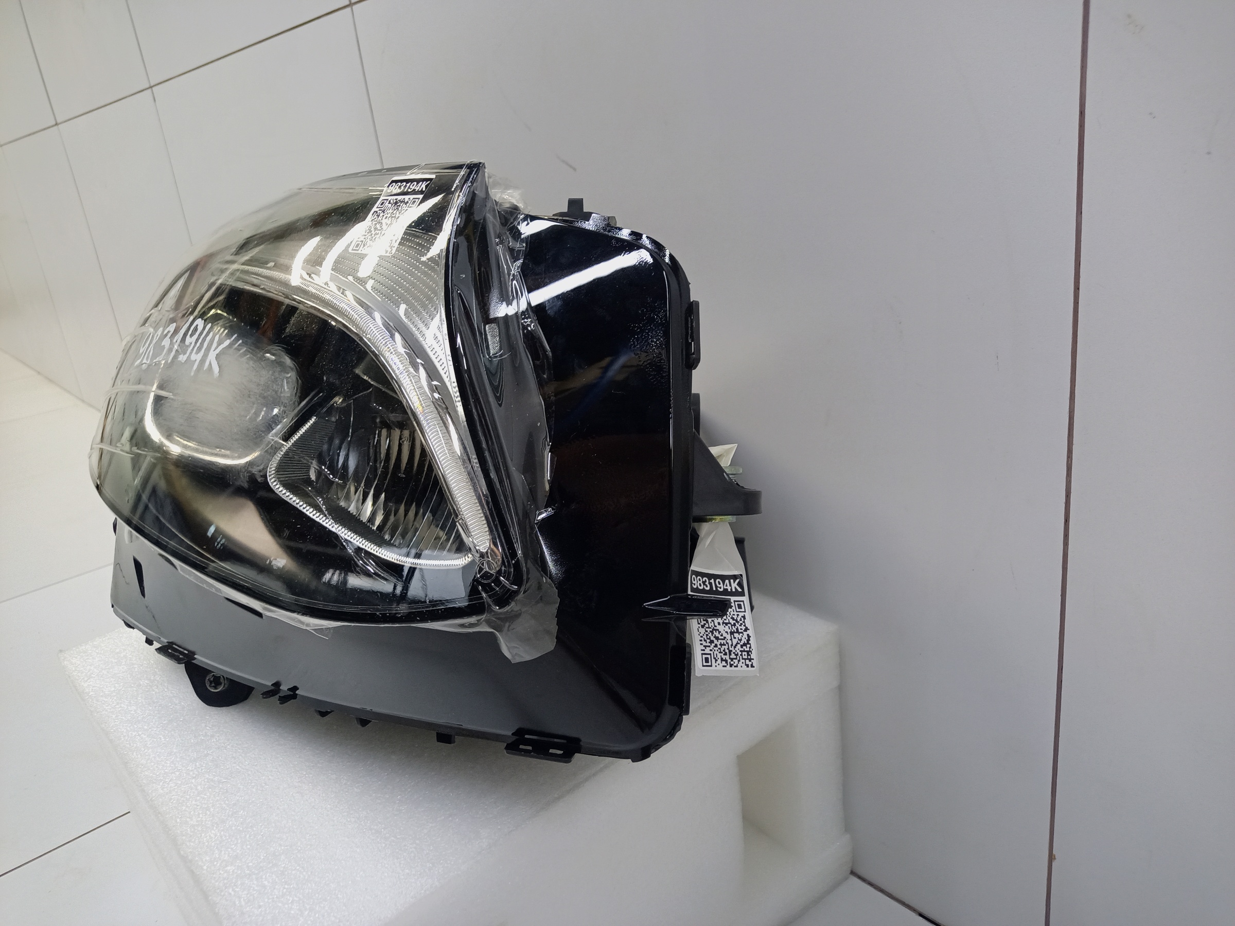 Фара передняя правая Mercedes Benz GLC-klasse X253 LED " OEM "