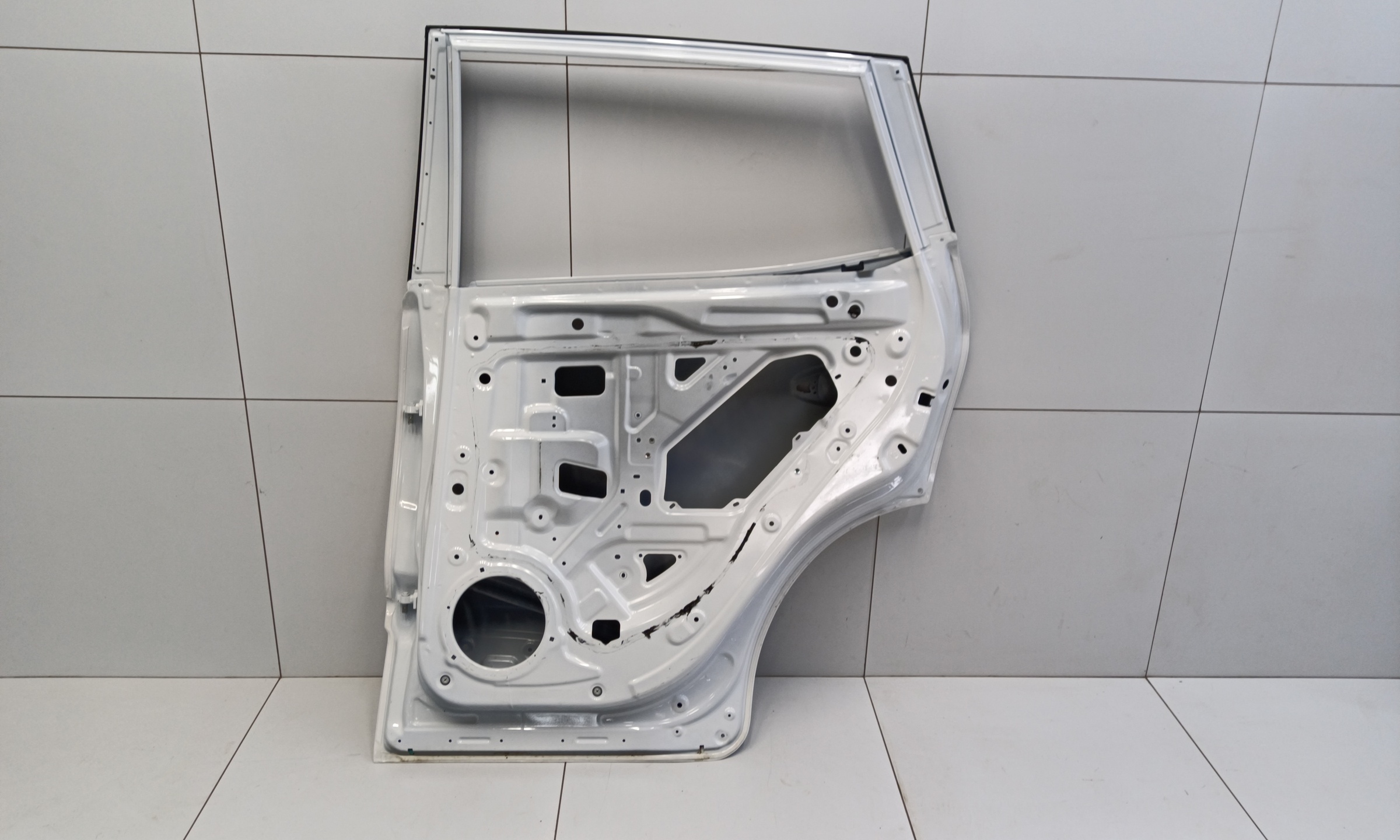 Дверь задняя правая Chery Tiggo 4
