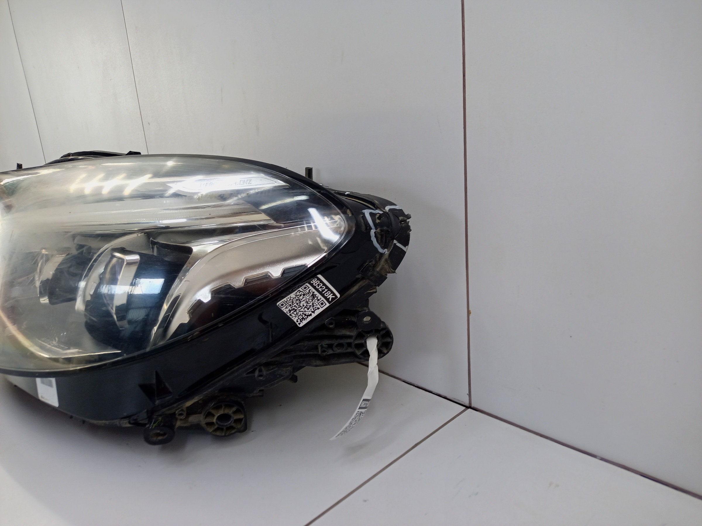 Фара передняя левая Mercedes Benz GLE-klasse W166 LED