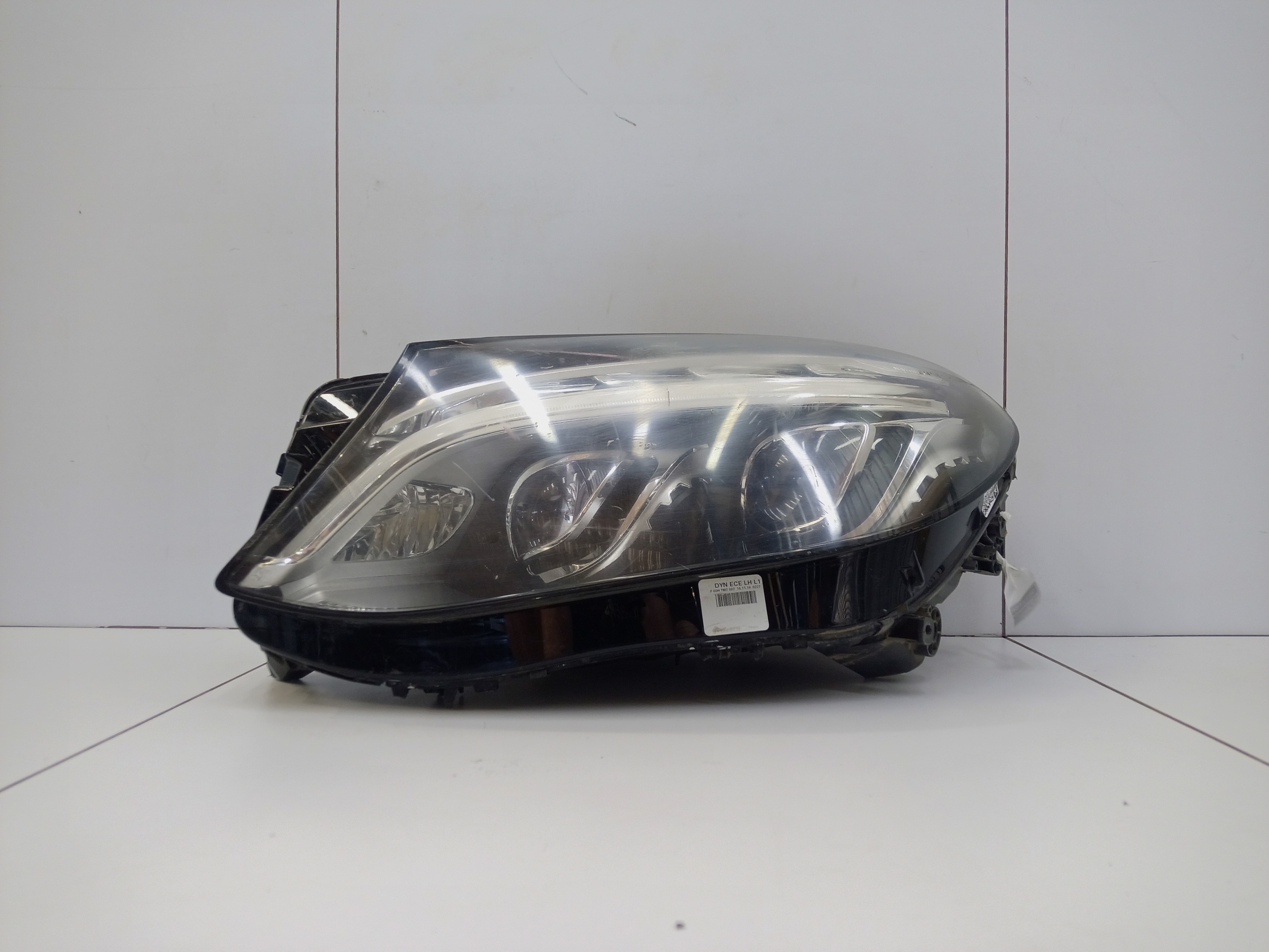 Фара передняя левая Mercedes Benz GLE-klasse W166 LED