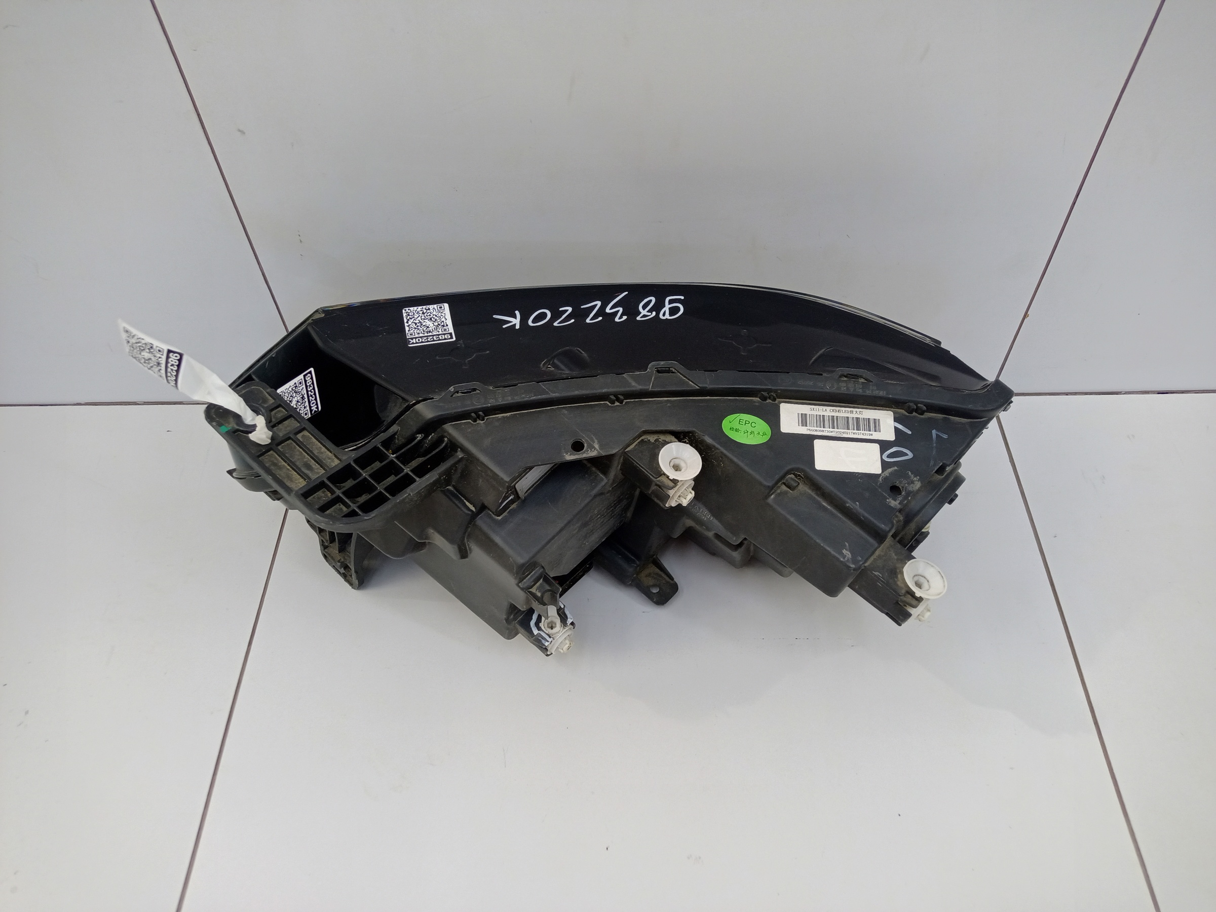 Фара передняя правая Belgee X50 LED