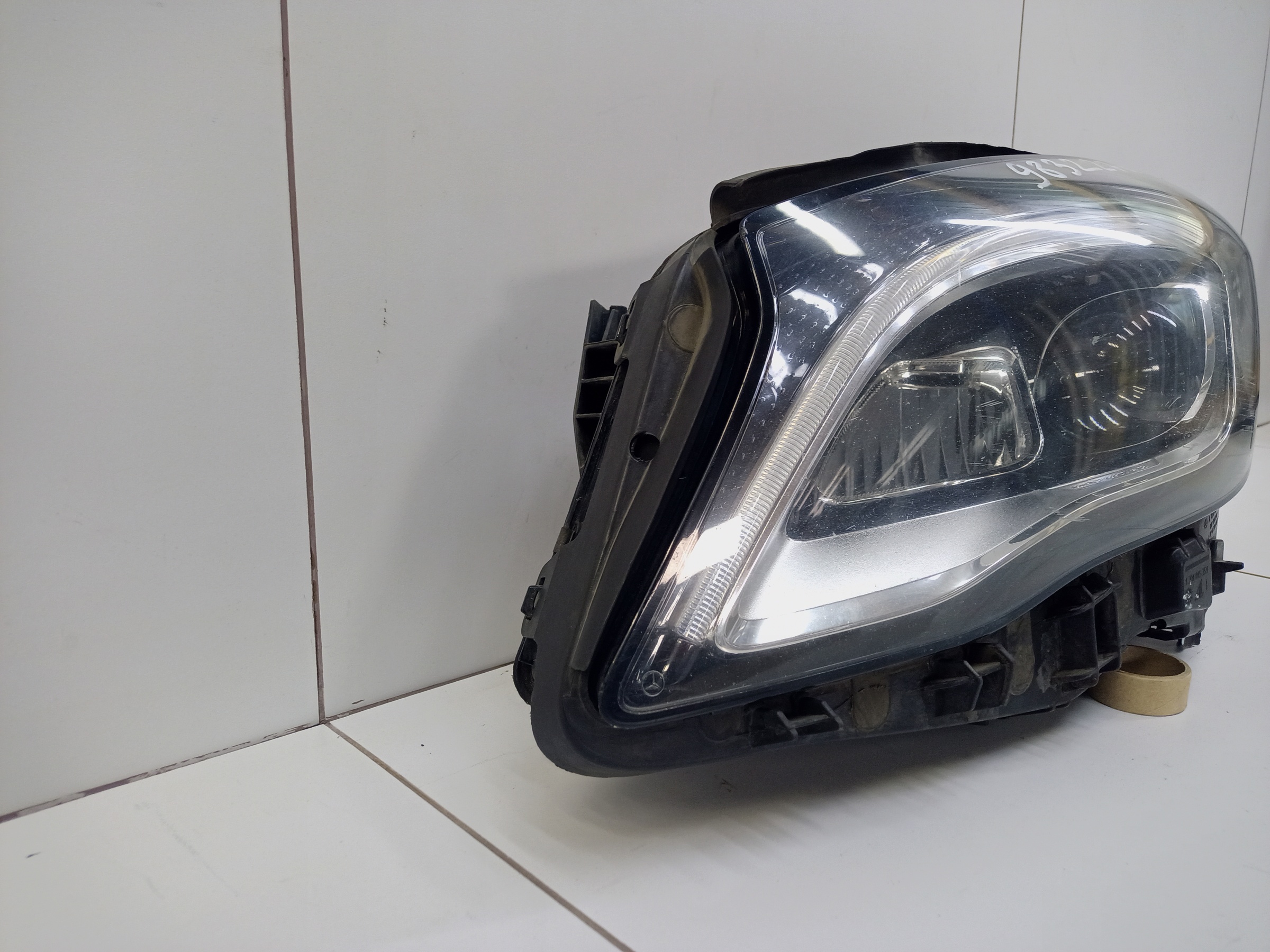 Фара передняя левая Mercedes Benz GLA-klasse X156 Restail LED