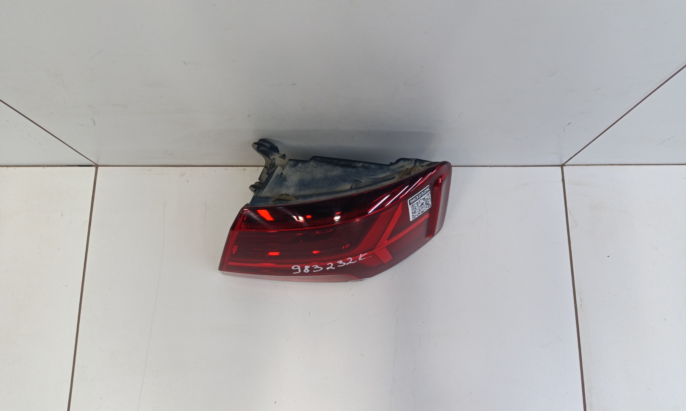Фонарь задний правый наружный Audi A6 C7 Sedan Restail LED