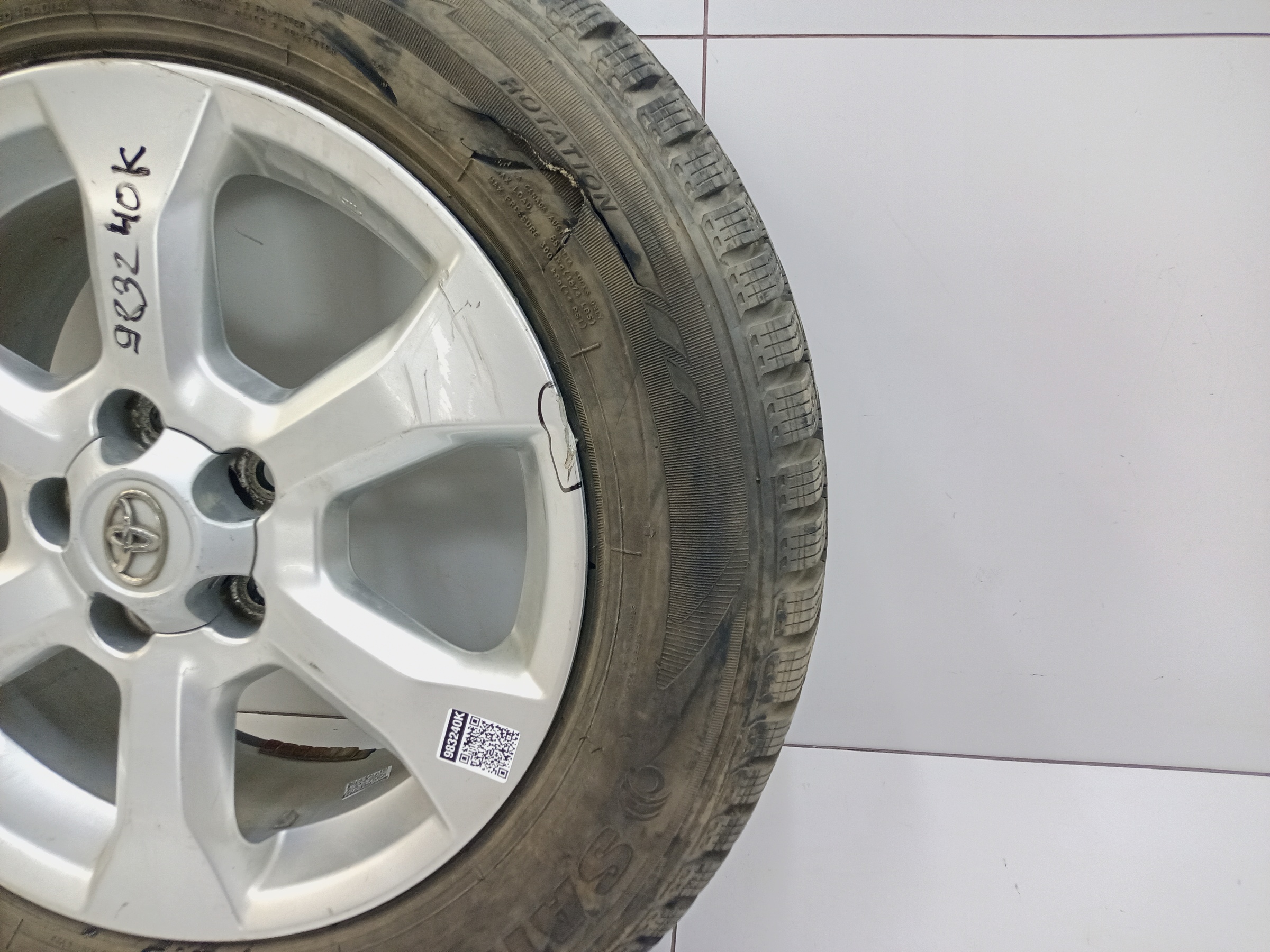Диск колеса литой Toyota Rav4 CA40  R17