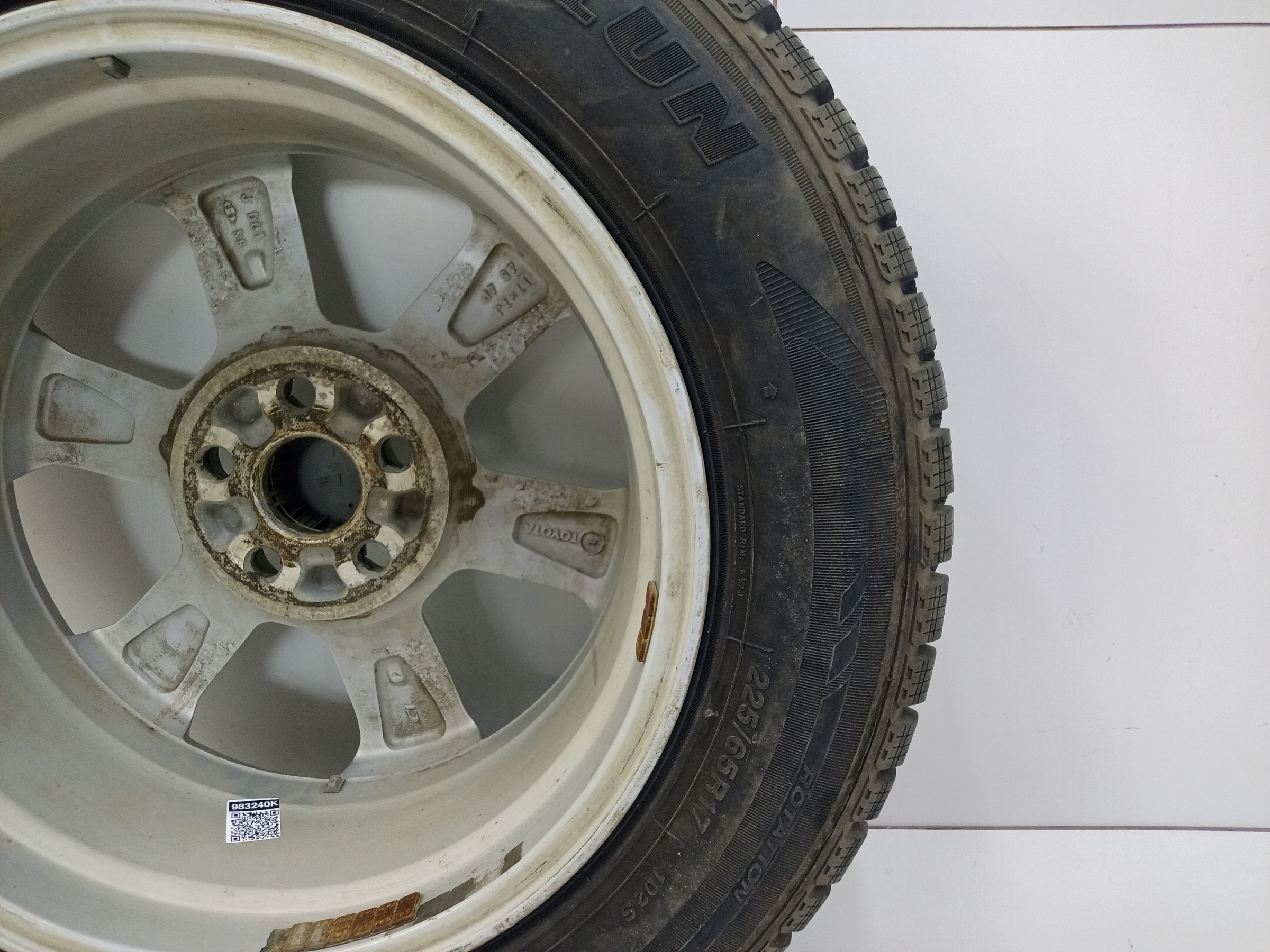 Диск колеса литой Toyota Rav4 CA40  R17