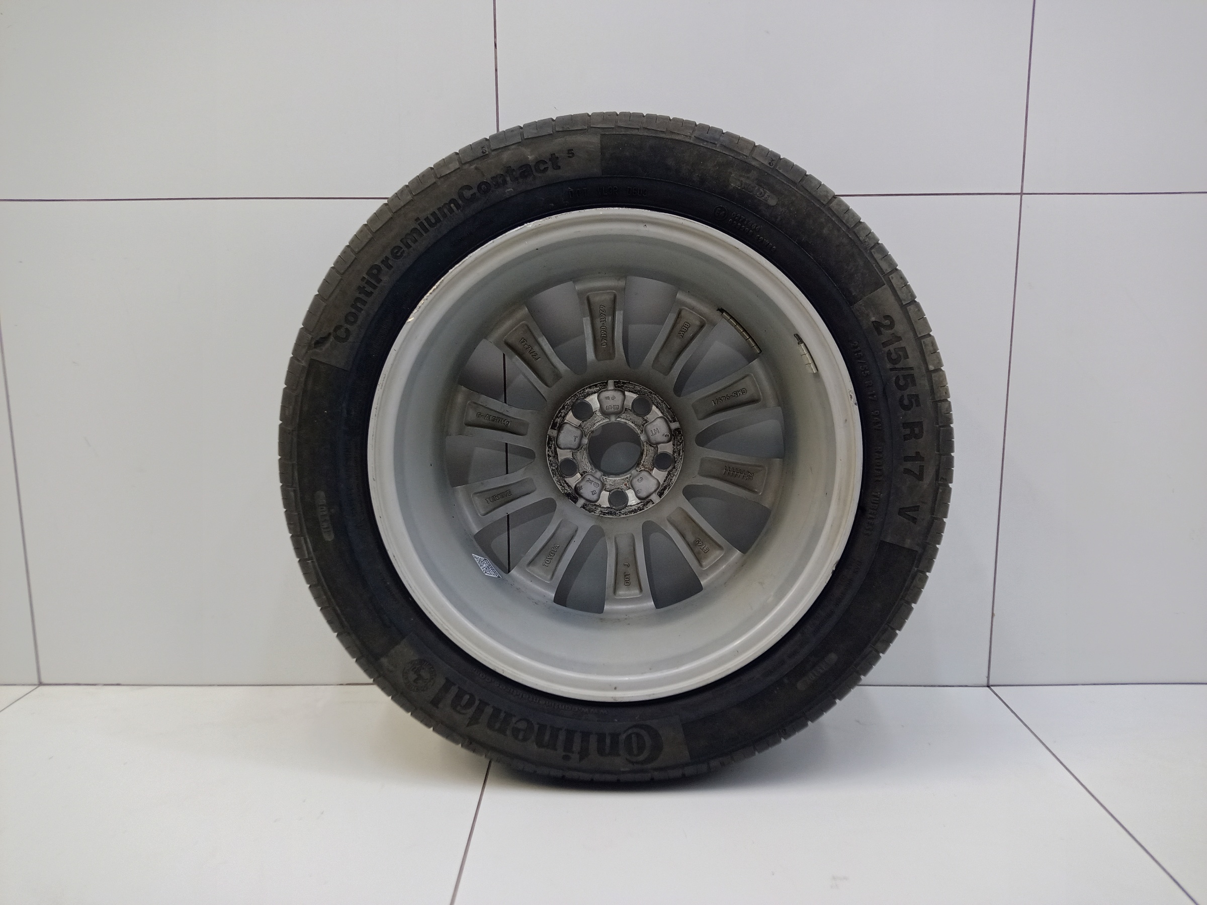 Диск колеса литой Toyota Camry V70 R17
