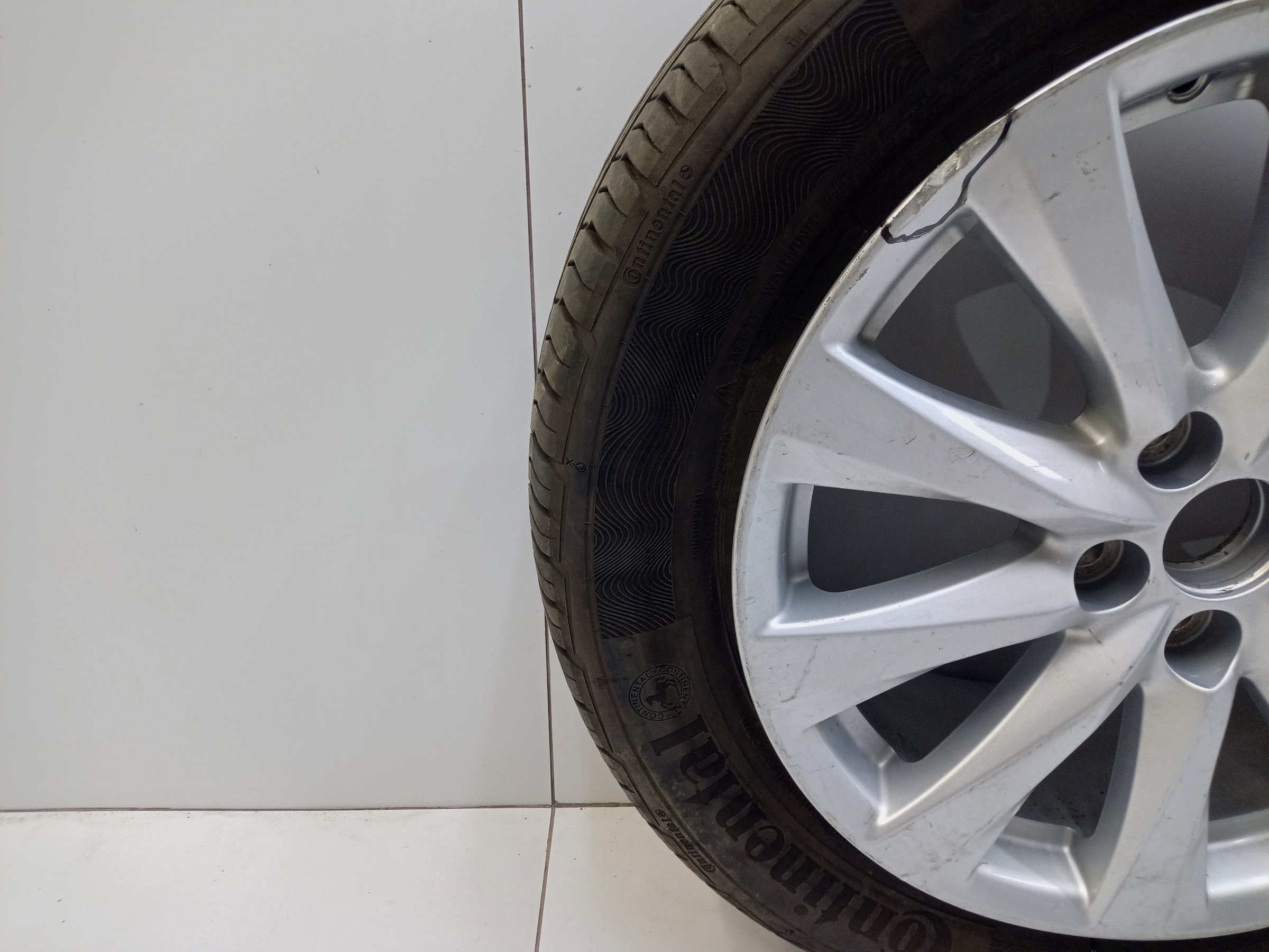 Диск колеса литой Toyota Camry V70 R17