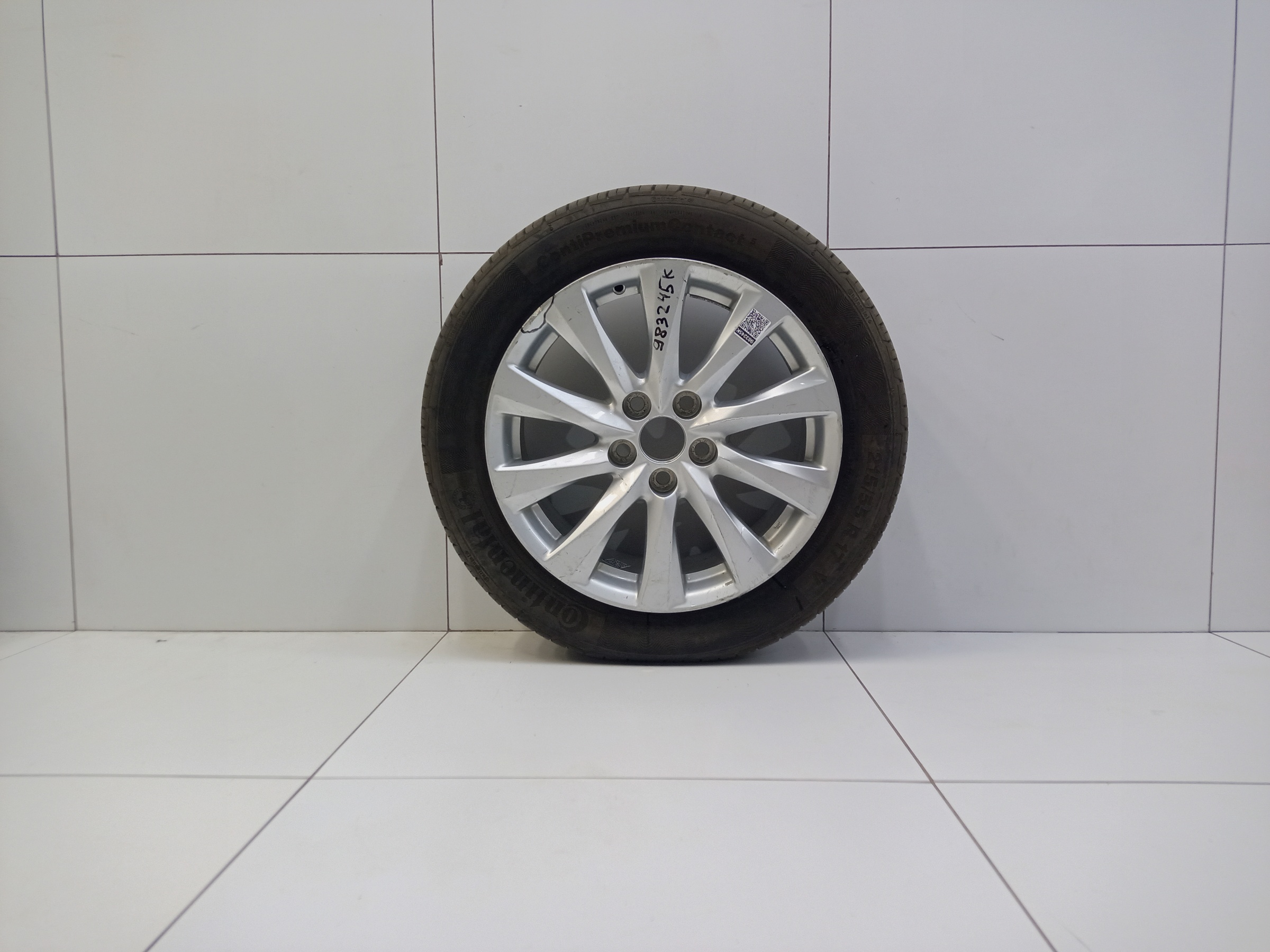 Диск колеса литой Toyota Camry V70 R17
