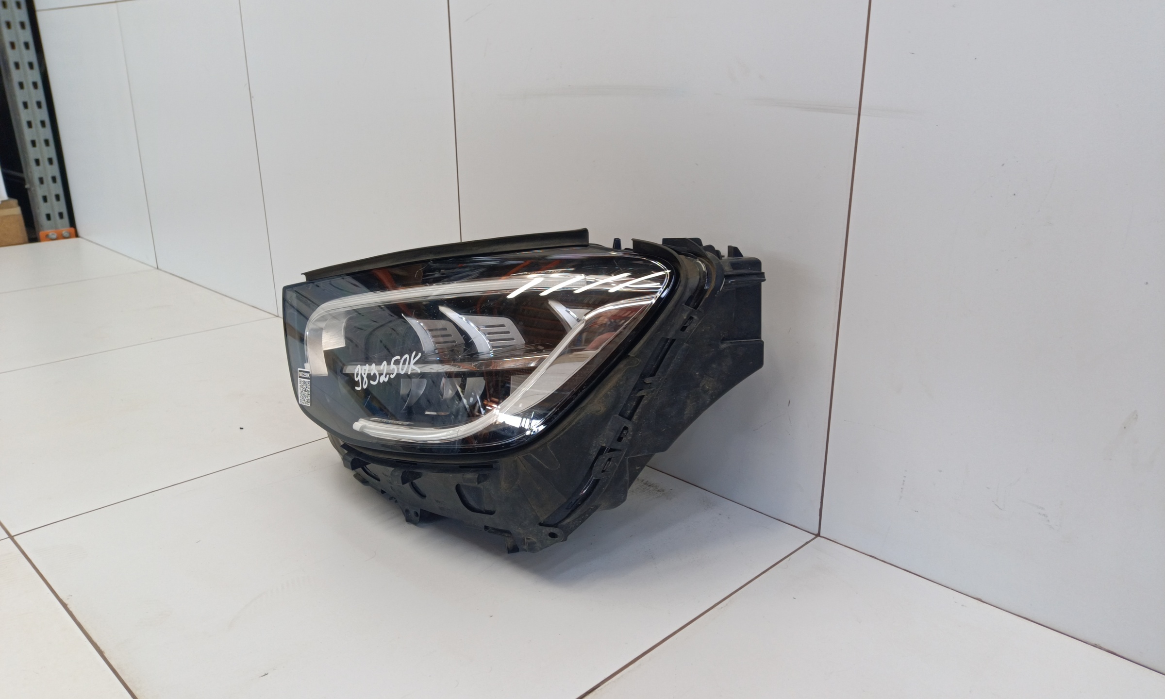 Фара передняя левая Mercedes Benz GLC-Klasse X253 Restail LED