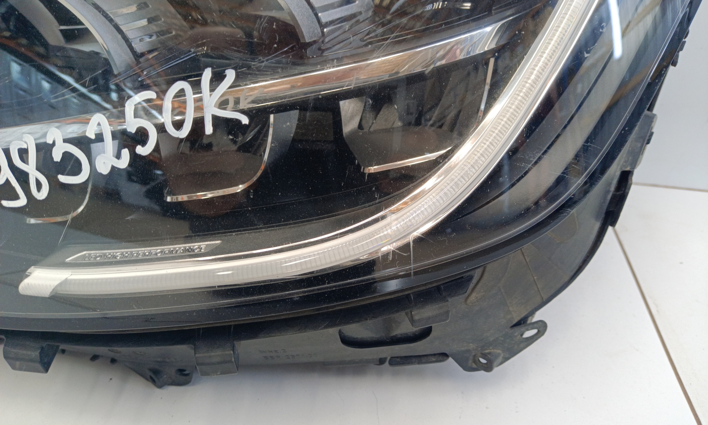 Фара передняя левая Mercedes Benz GLC-Klasse X253 Restail LED