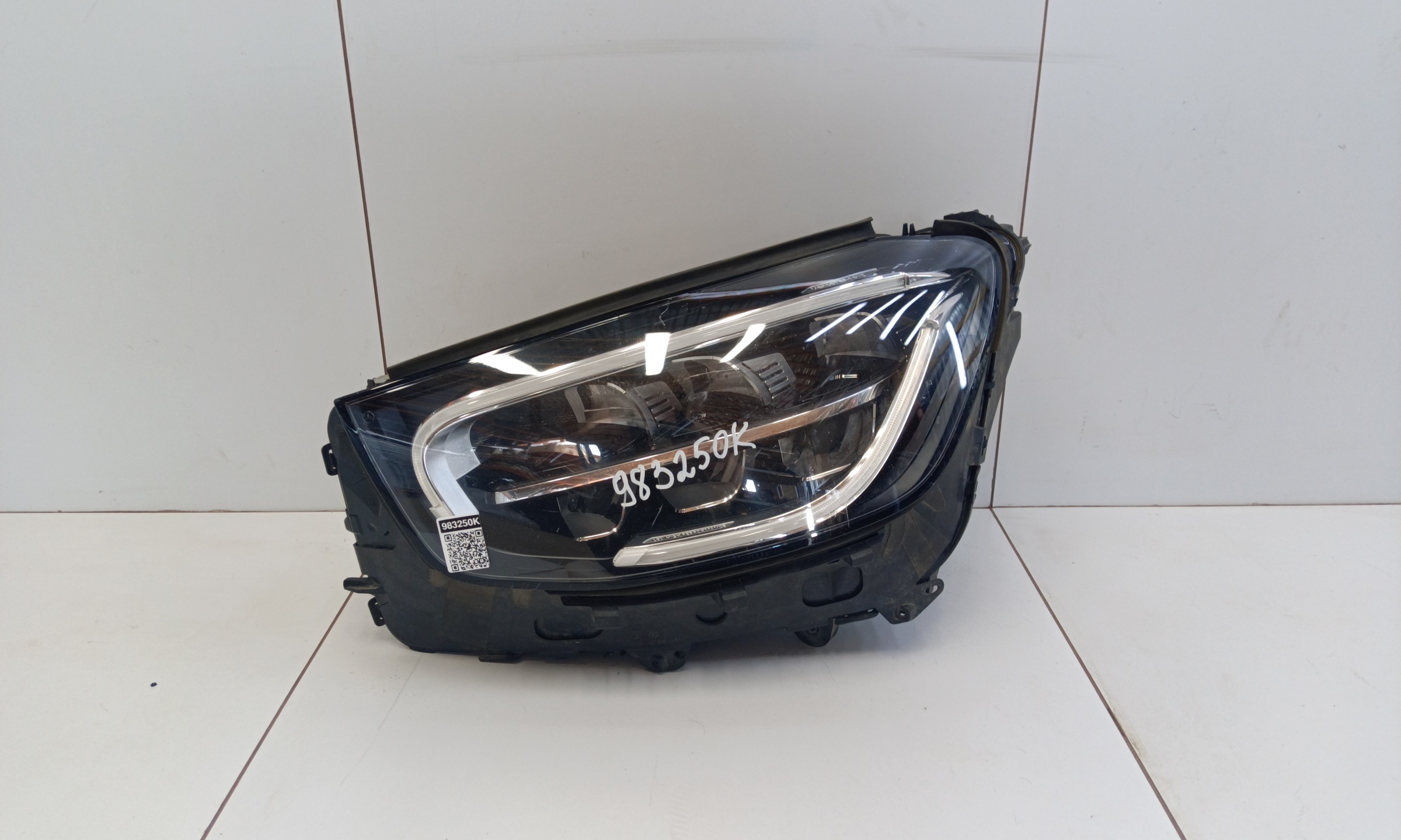 Фара передняя левая Mercedes Benz GLC-Klasse X253 Restail LED