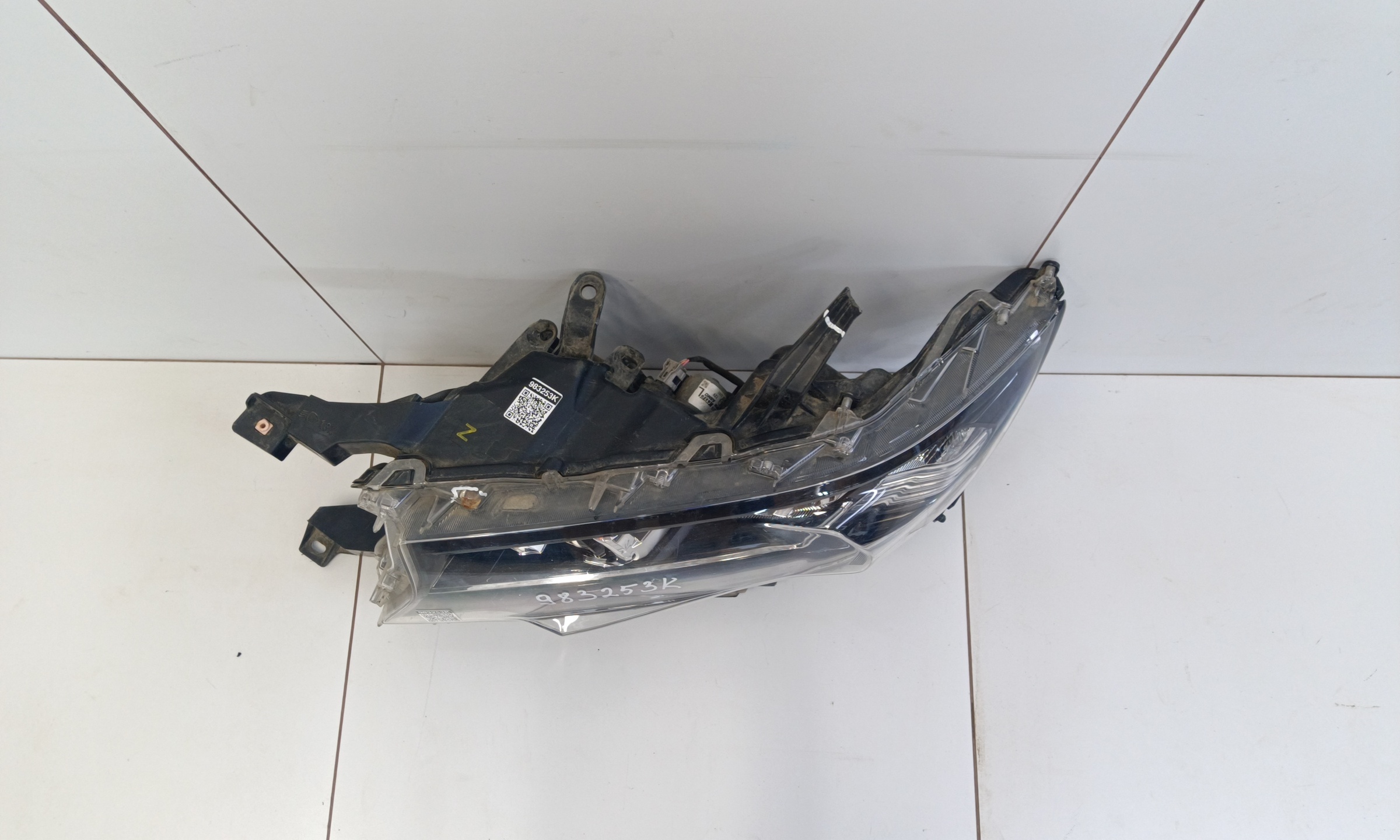 Фара передняя левая Toyota Land Cruiser Prado 150 Restail 2 LED