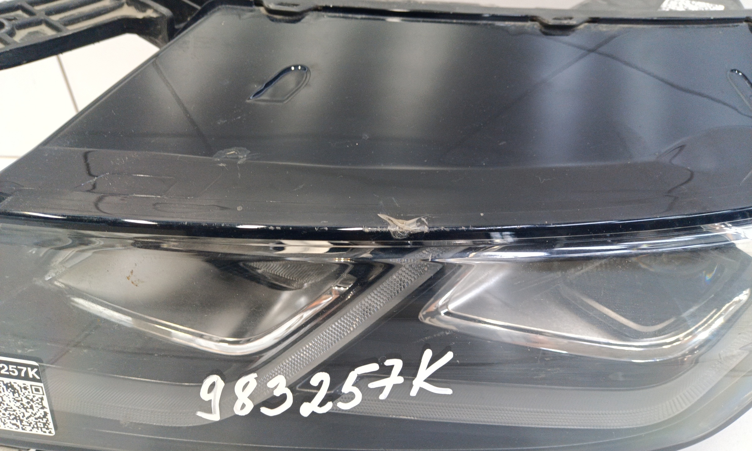 Фара передняя левая Geely Coolray LED