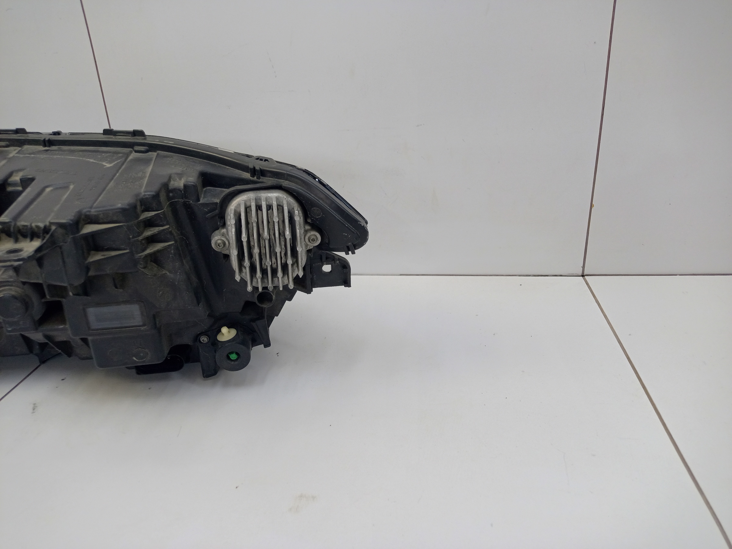 Фара передняя правая Volvo XC90 2 Restail LED