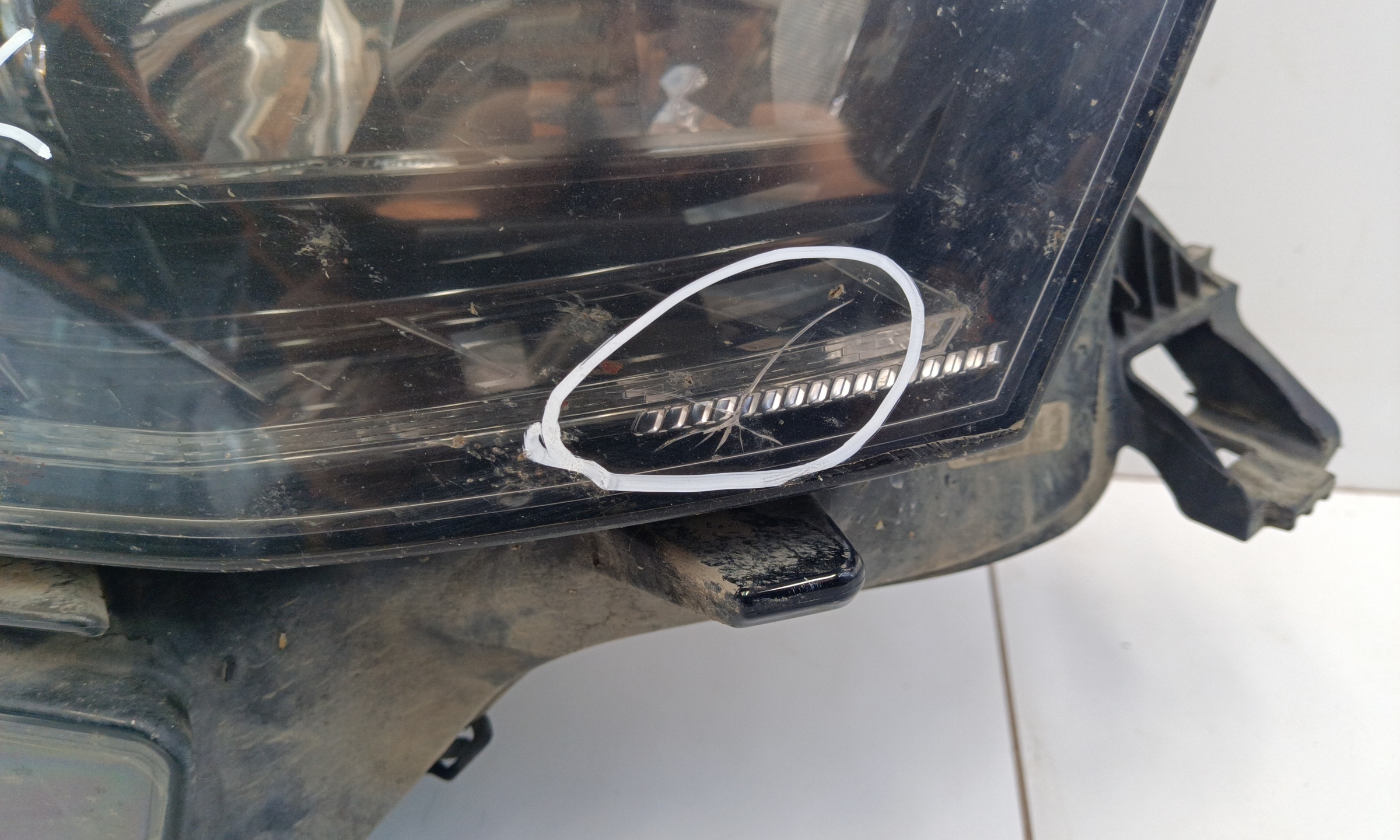 Фара передняя правая Skoda Kodiaq Restail LED