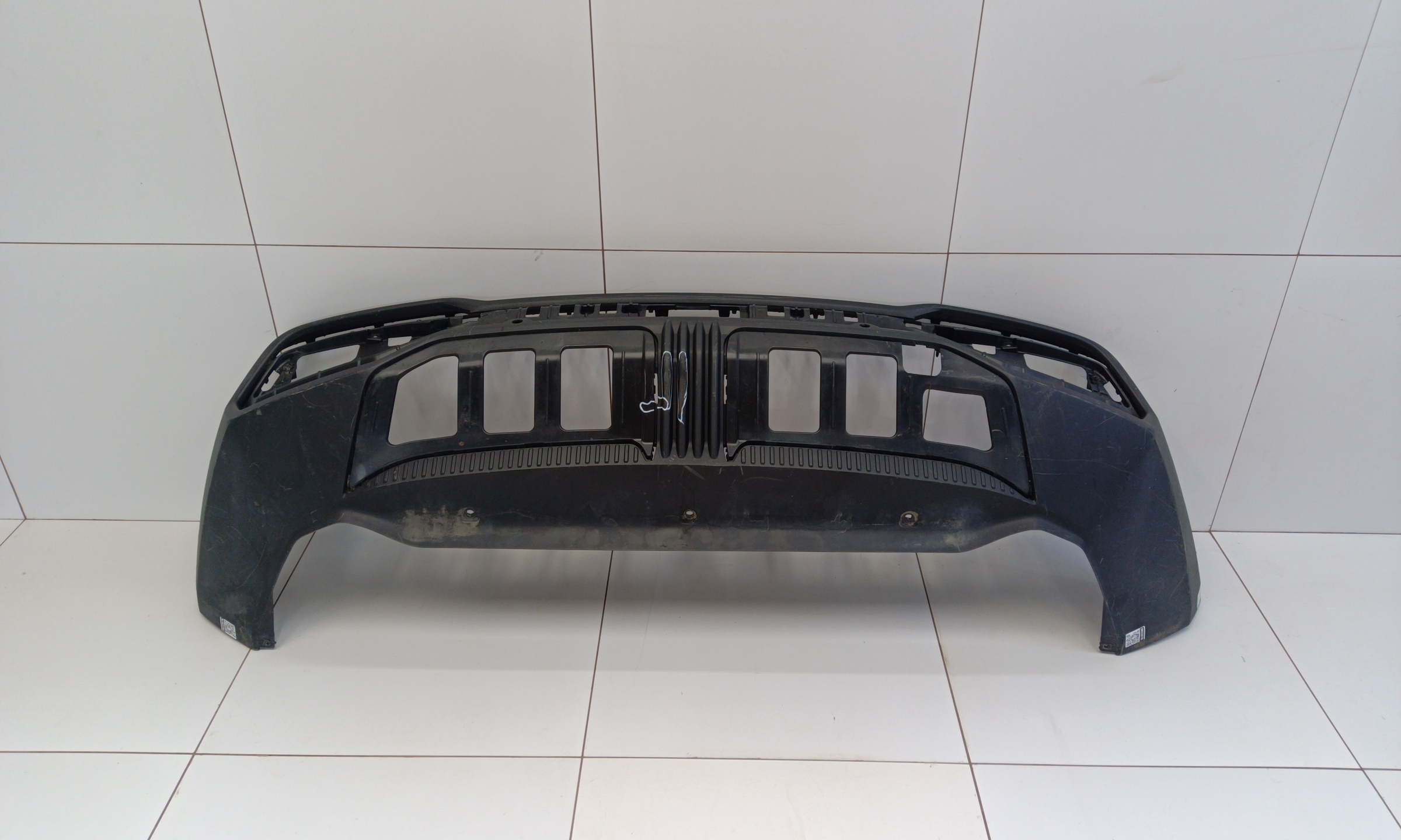 Юбка заднего бампера Geely Atlas 2
