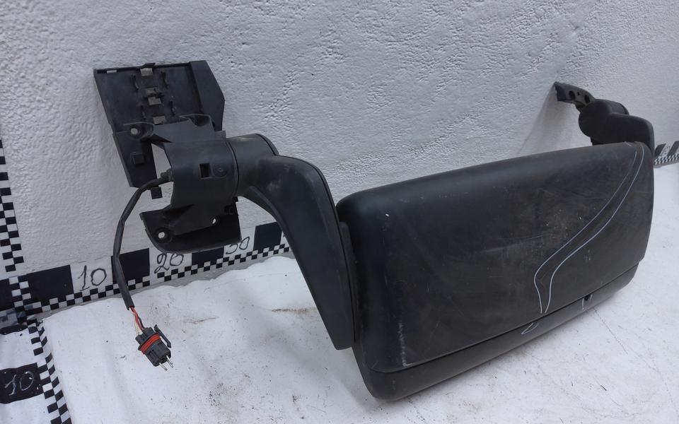 Зеркало левое MAN TGS 3 контакта (короткие кронштейны)