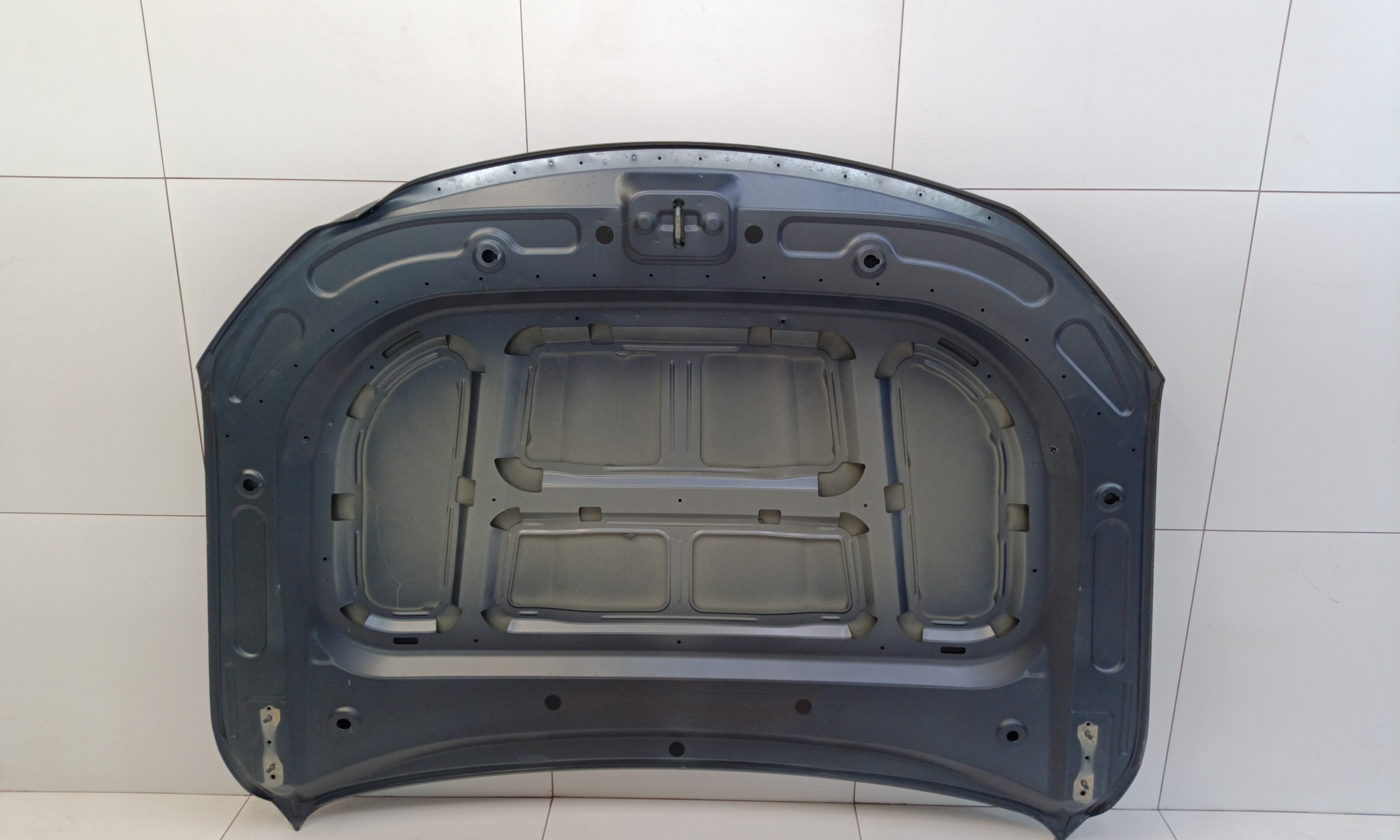 Капот Geely Tugella