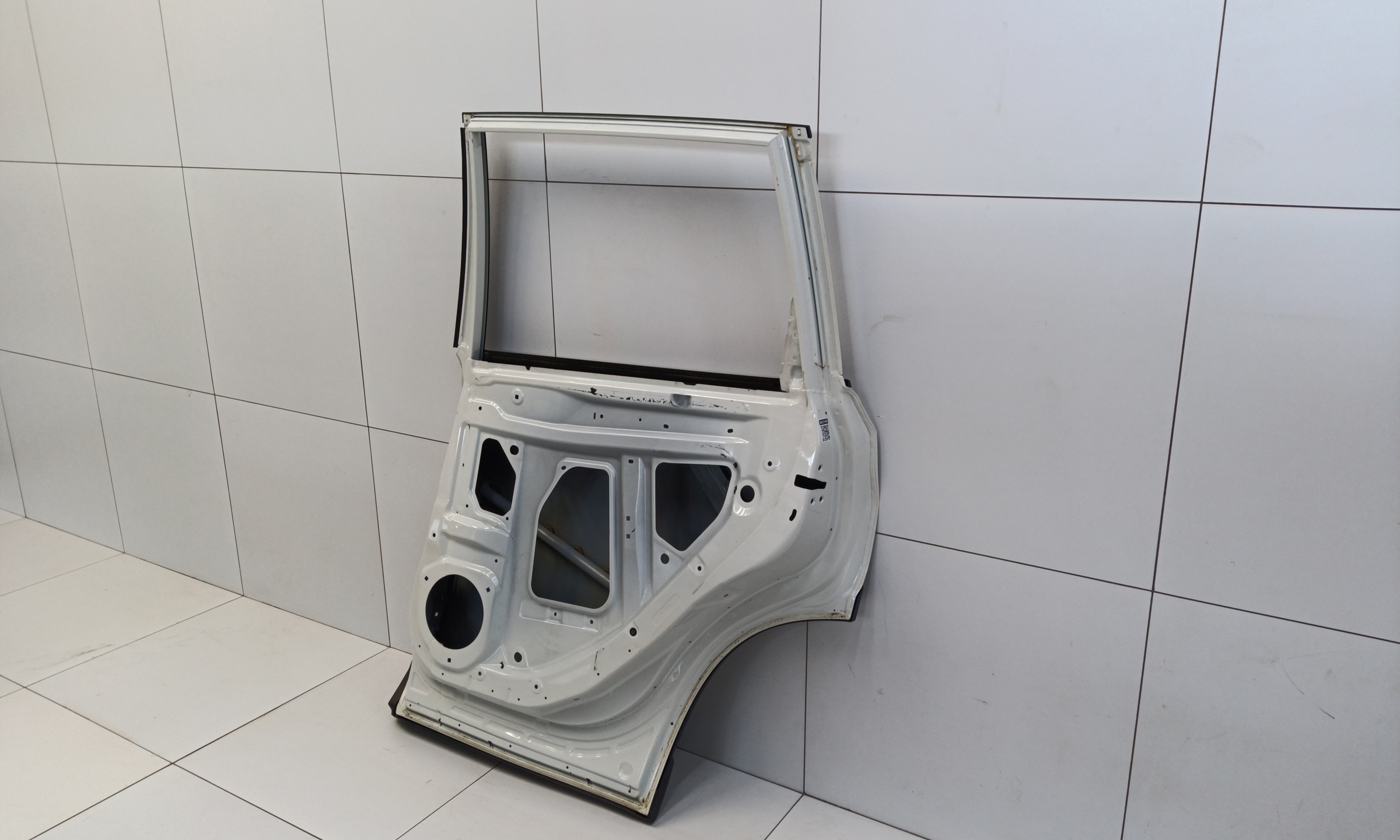 Дверь задняя правая Subaru Forester 5 SK