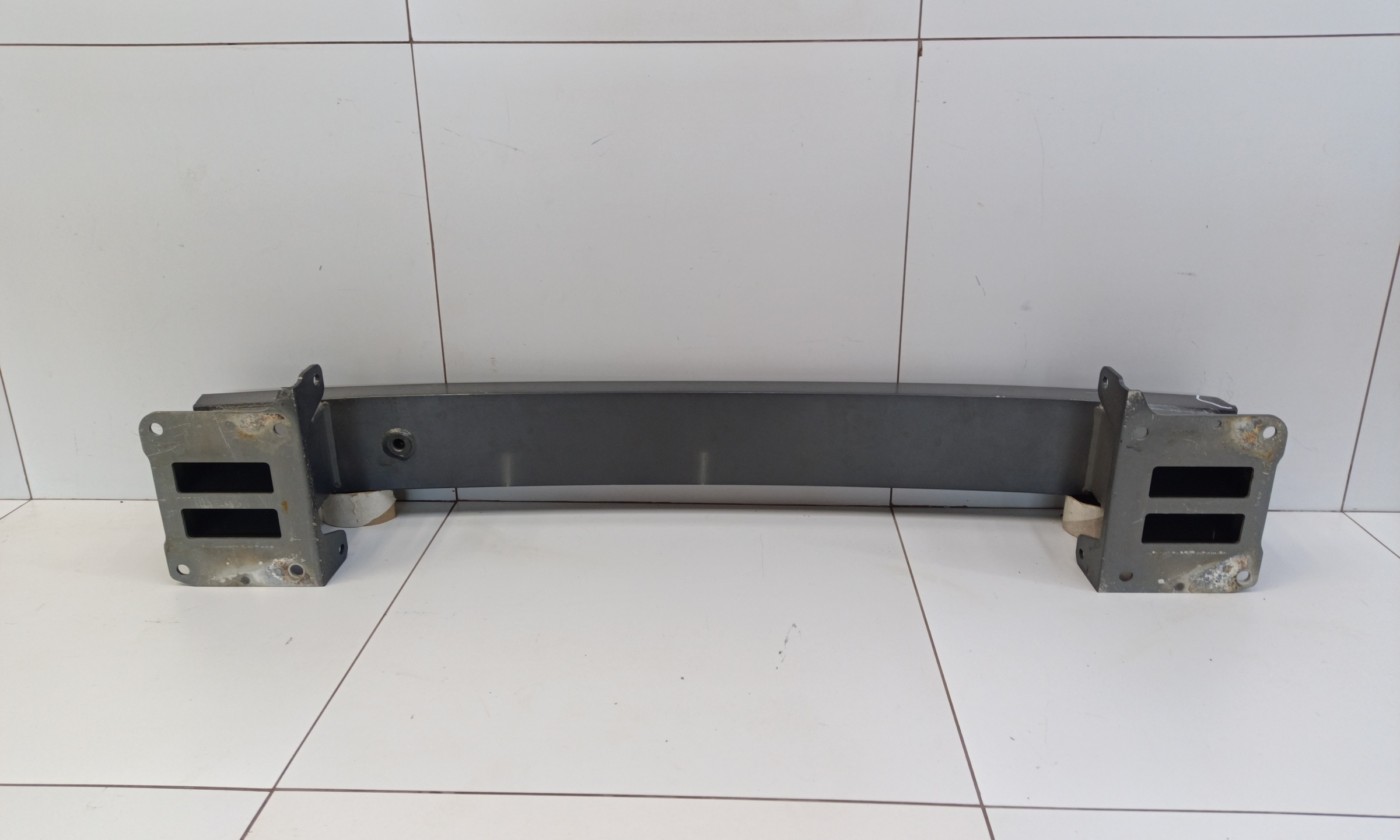 Усилитель переднего бампера GAC GS8