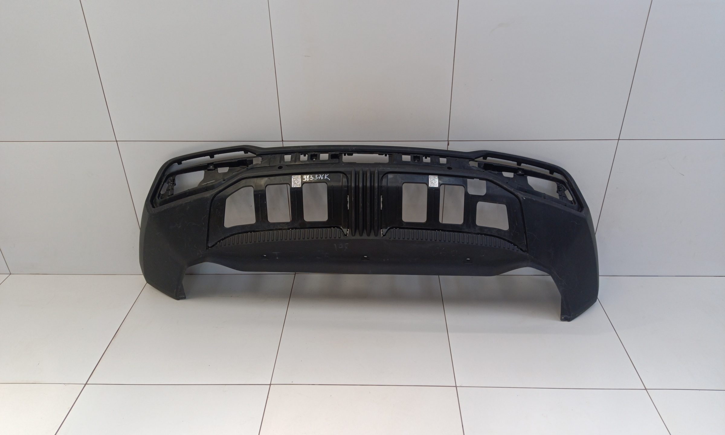 Юбка заднего бампера Geely Atlas 2