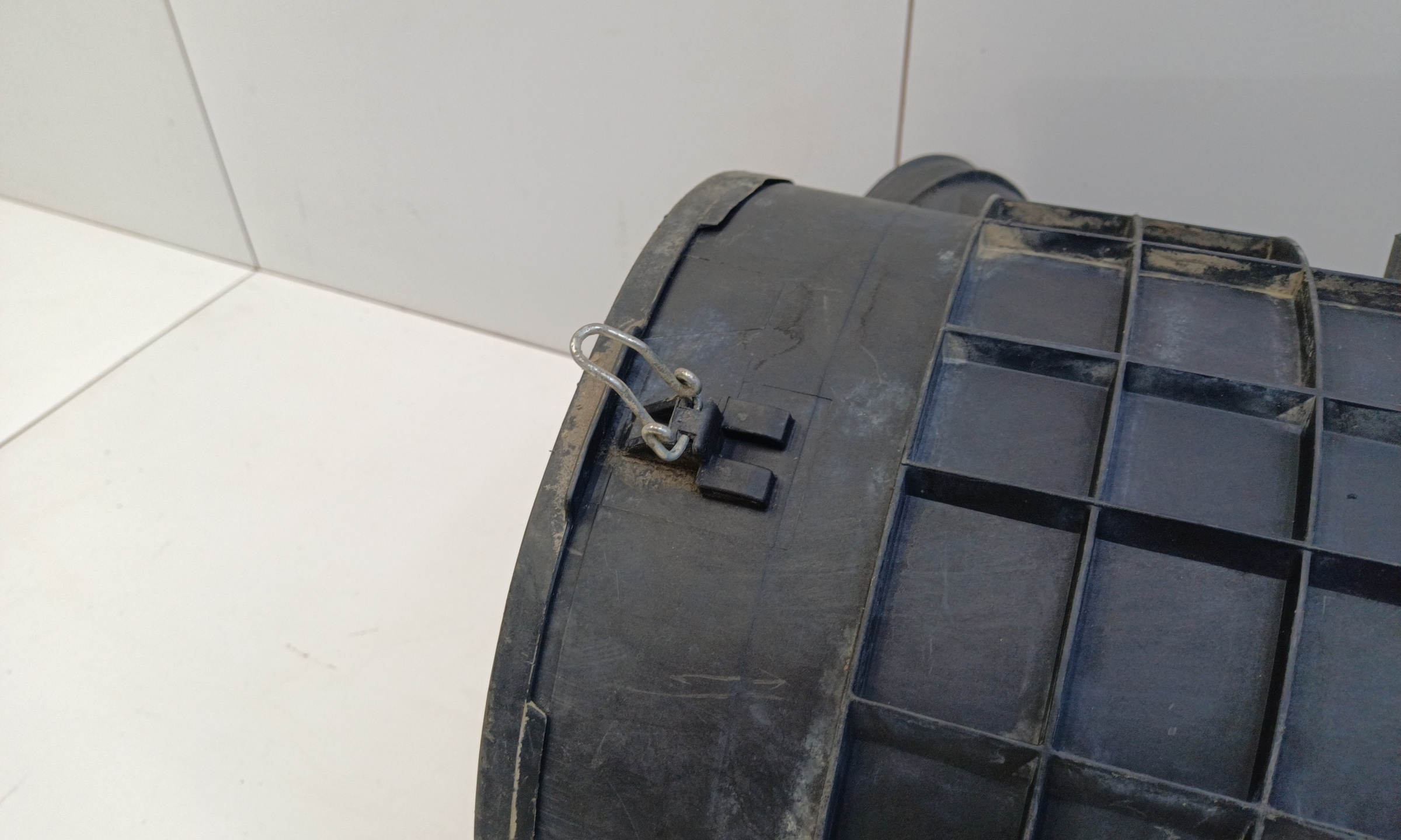 Корпус воздушного фильтра Sitrak C7H